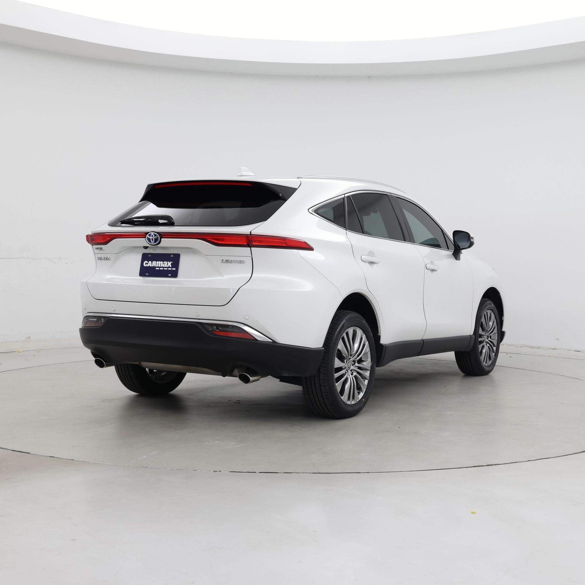 Thumbnail: 2023 Toyota Venza - 8