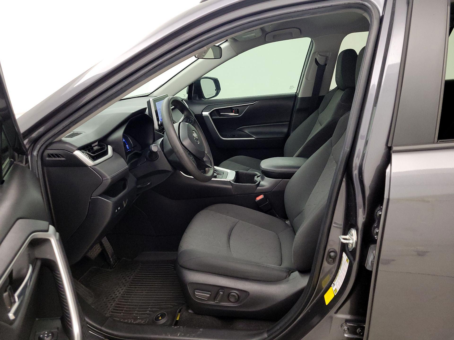 Thumbnail: 2023 Toyota RAV4 - 11