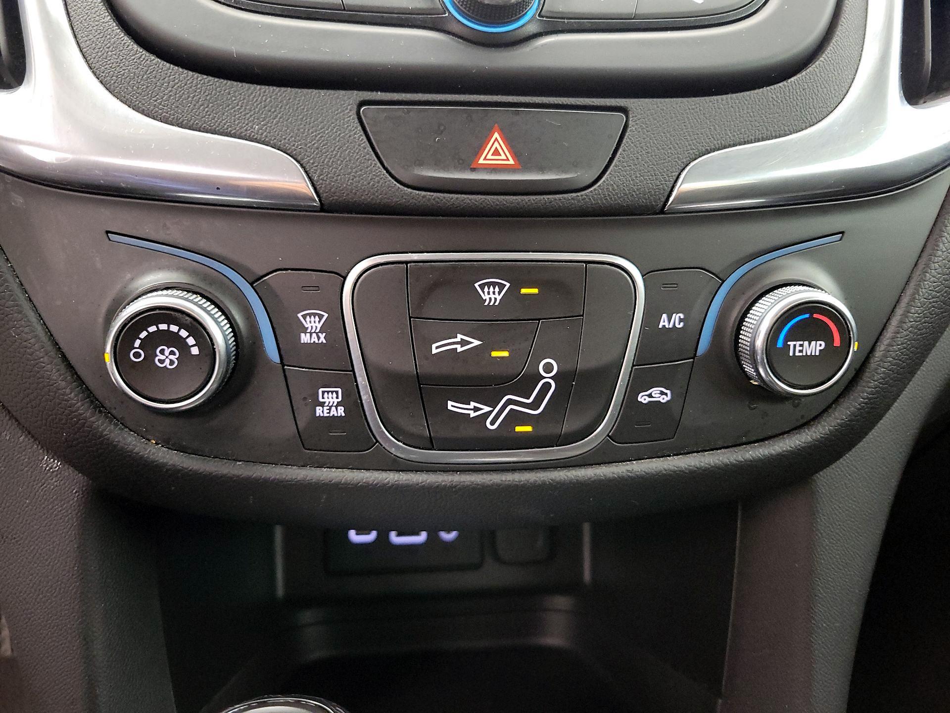 Thumbnail: 2020 Chevrolet Equinox - 16