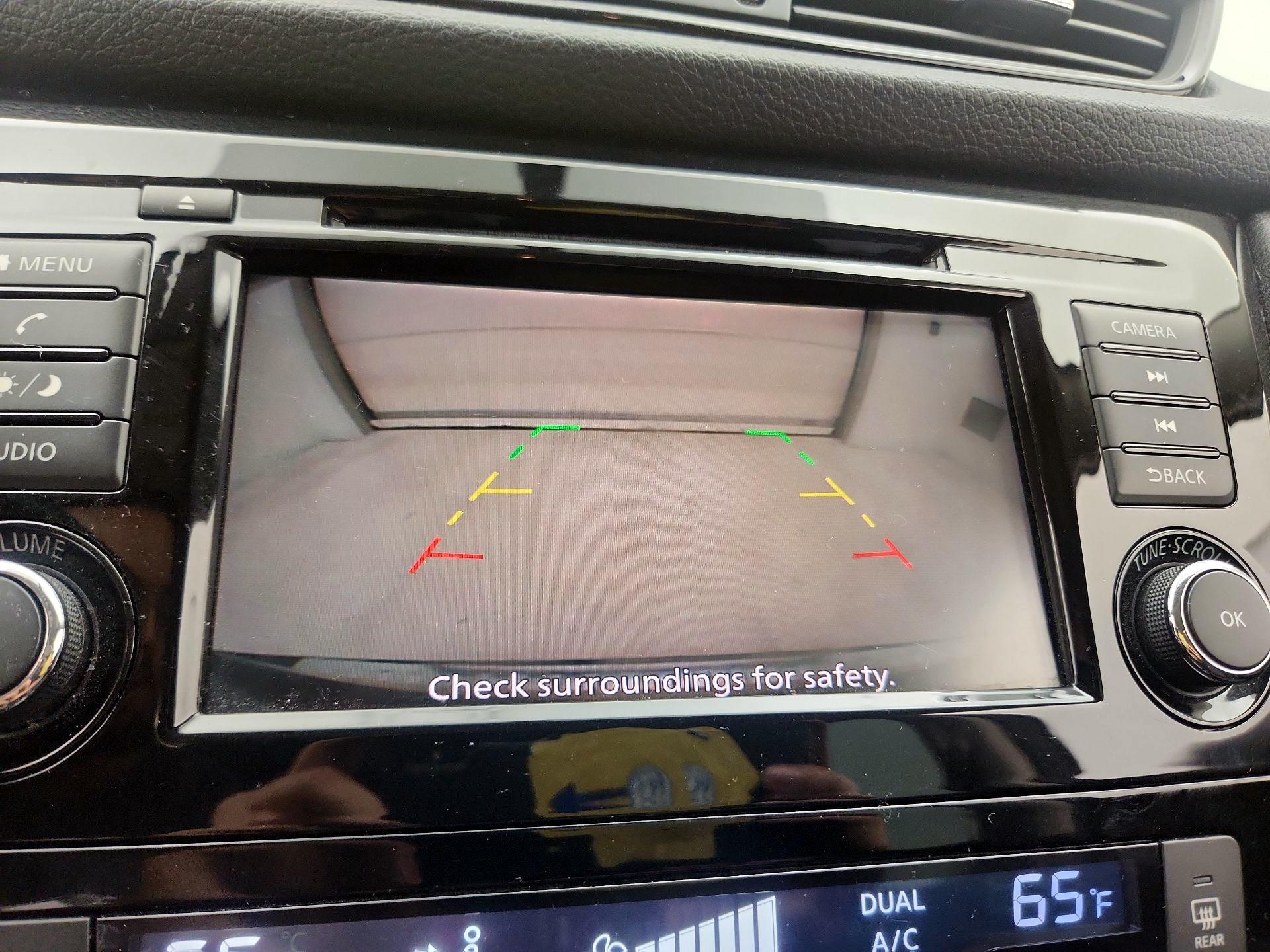 Thumbnail: 2018 Nissan Rogue - 14