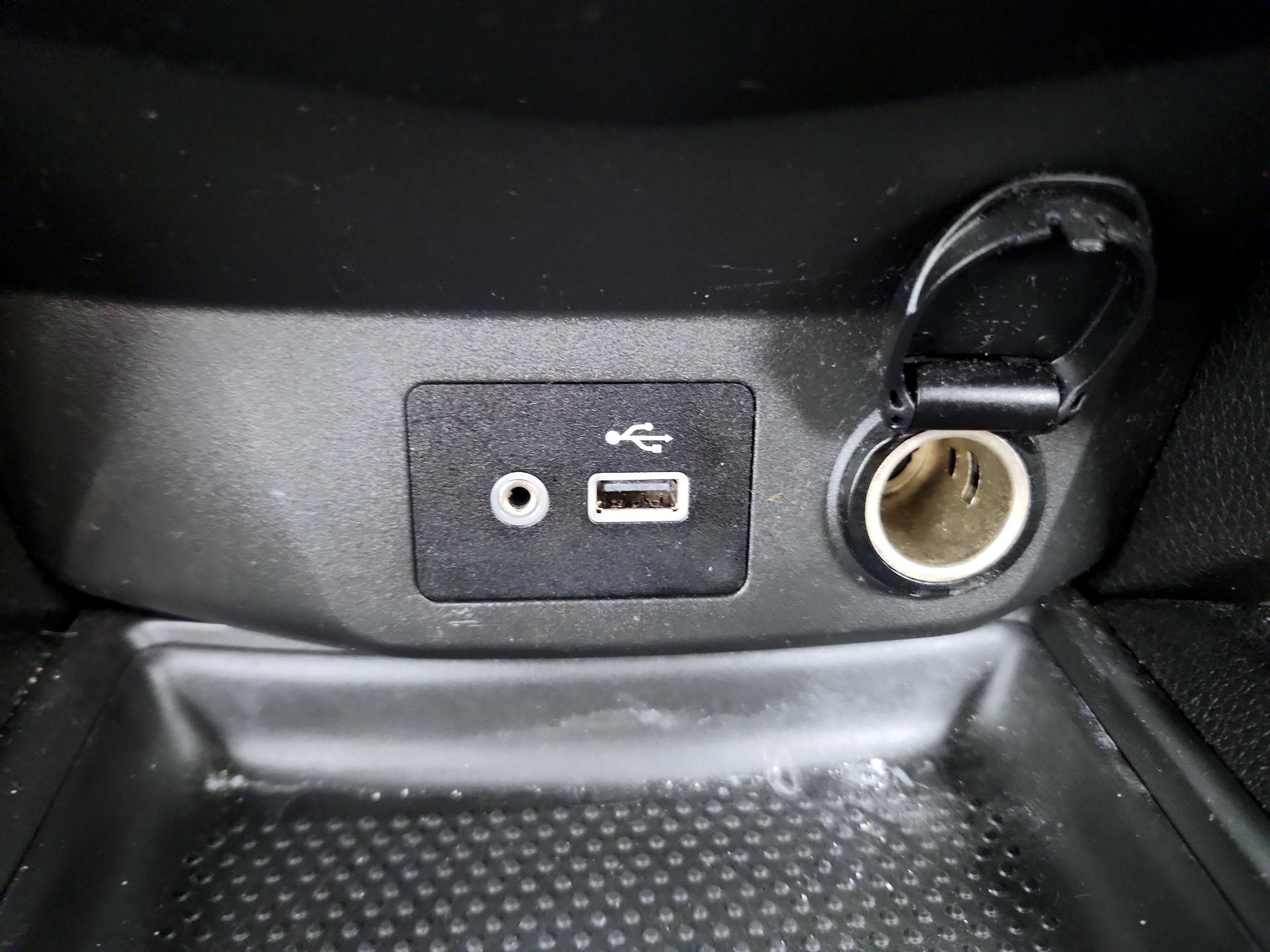 Thumbnail: 2018 Nissan Rogue - 18