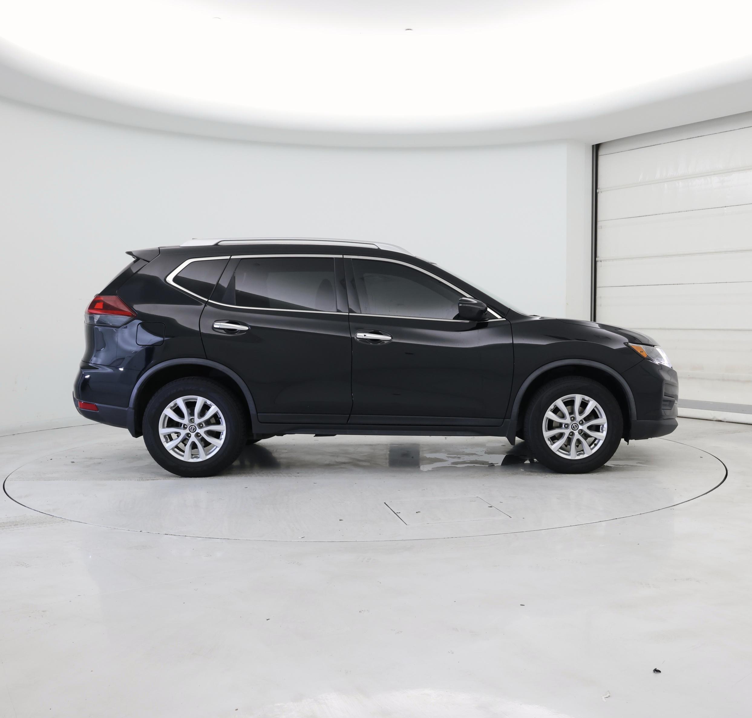 Thumbnail: 2018 Nissan Rogue - 7