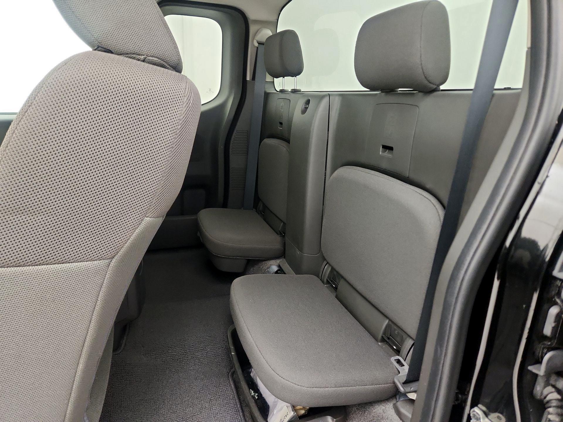 Thumbnail: 2018 Nissan Frontier - 18