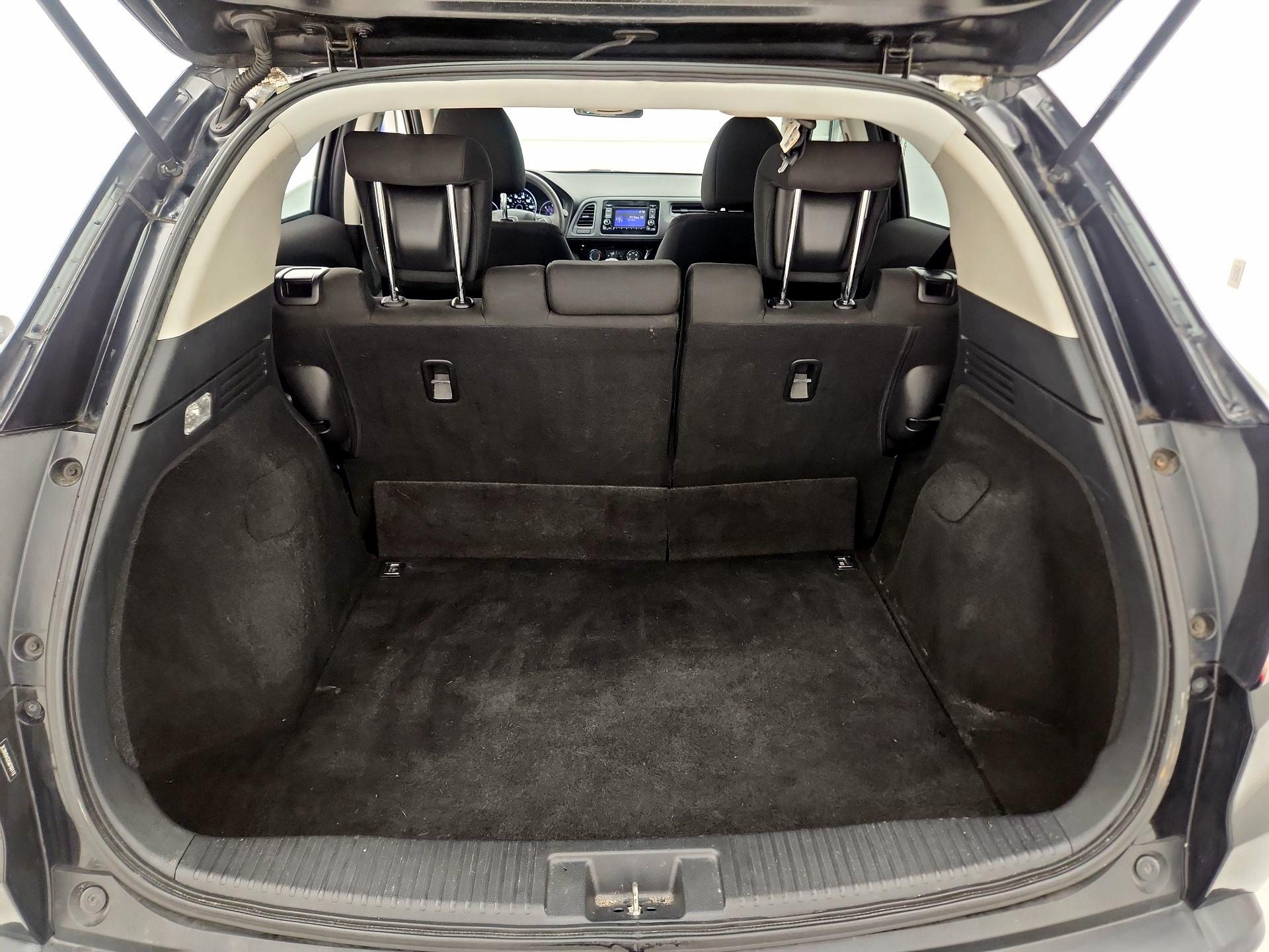 Thumbnail: 2016 Honda HR-V - 20