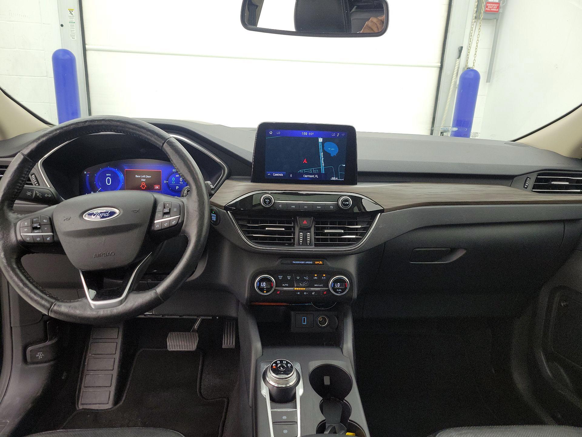 Thumbnail: 2020 Ford Escape - 9