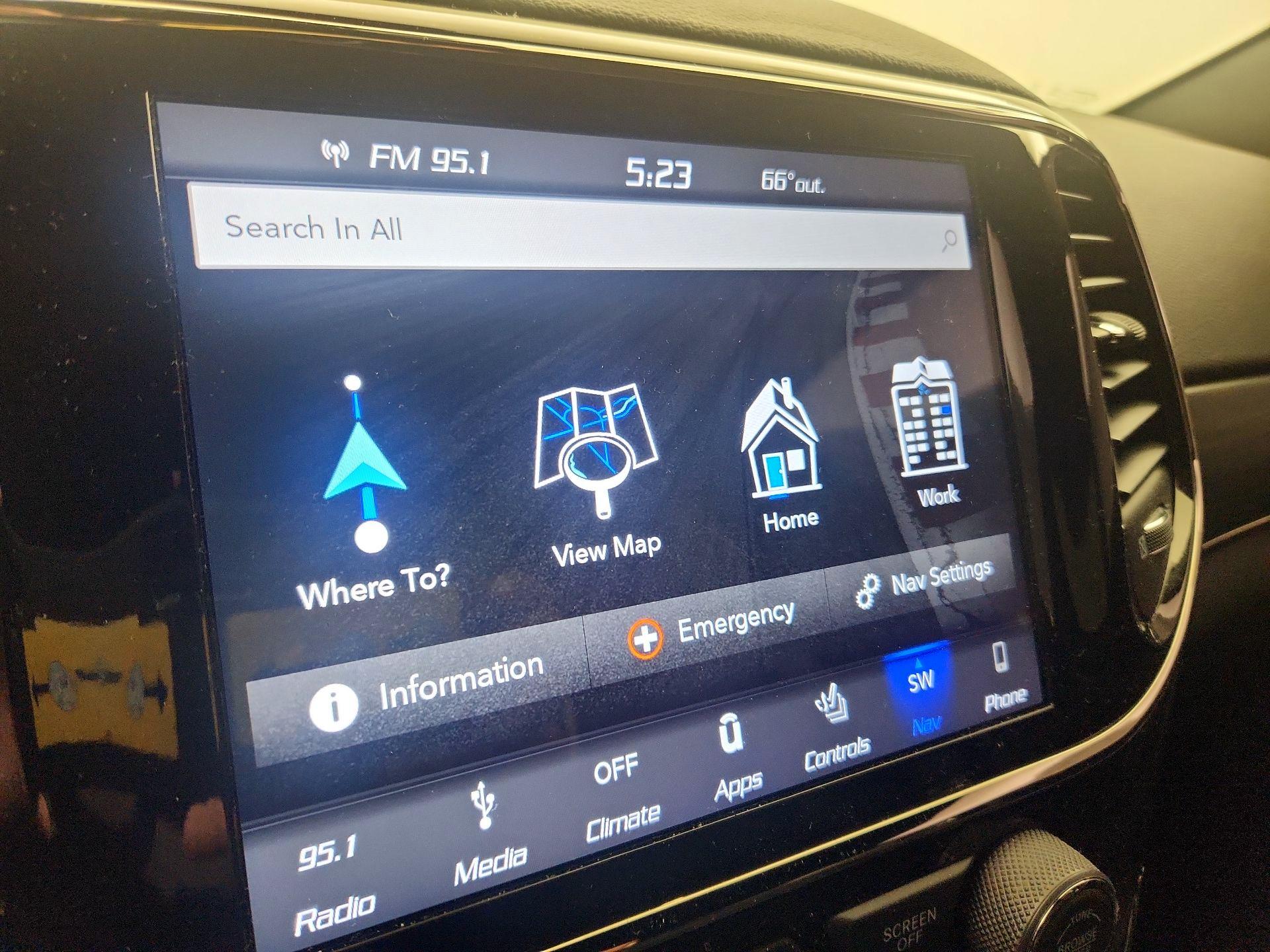 Thumbnail: 2019 Jeep Grand Cherokee - 14