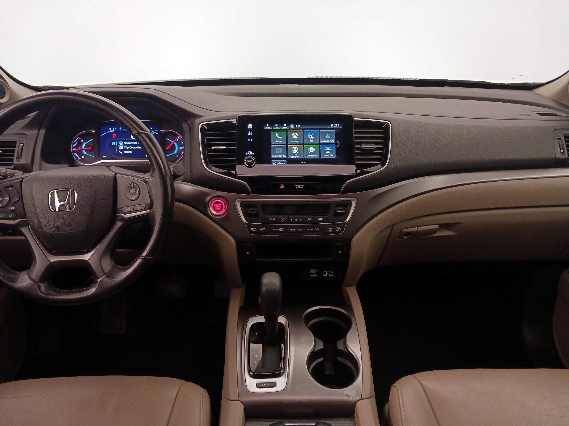 Thumbnail: 2019 Honda Pilot - 9