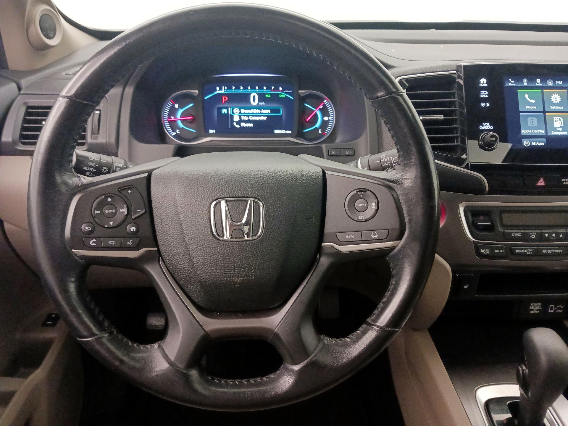 Thumbnail: 2019 Honda Pilot - 10