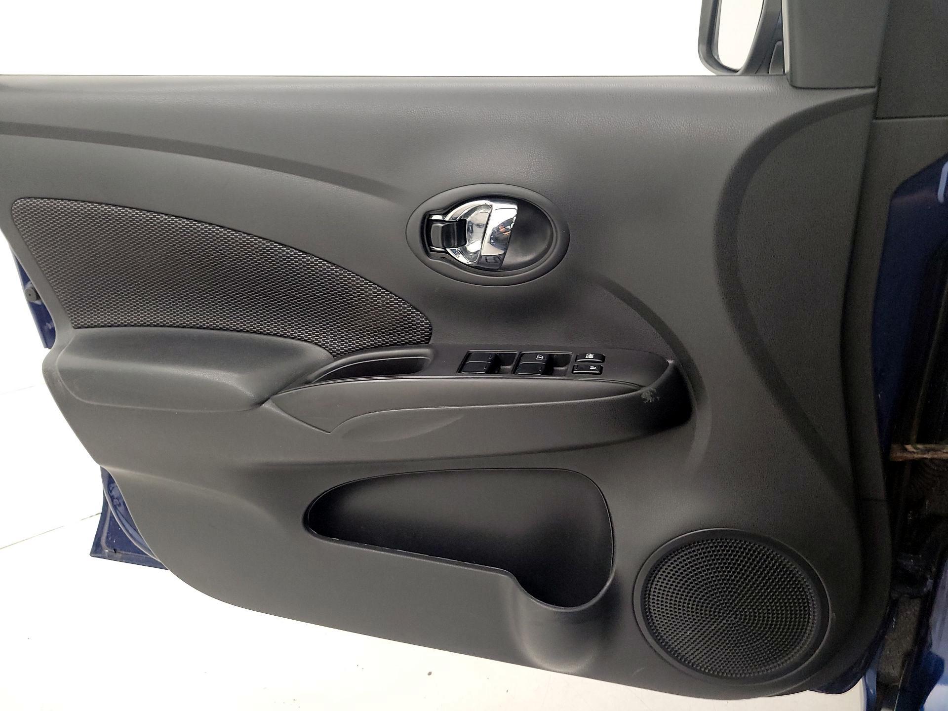 Thumbnail: 2018 Nissan Versa - 12