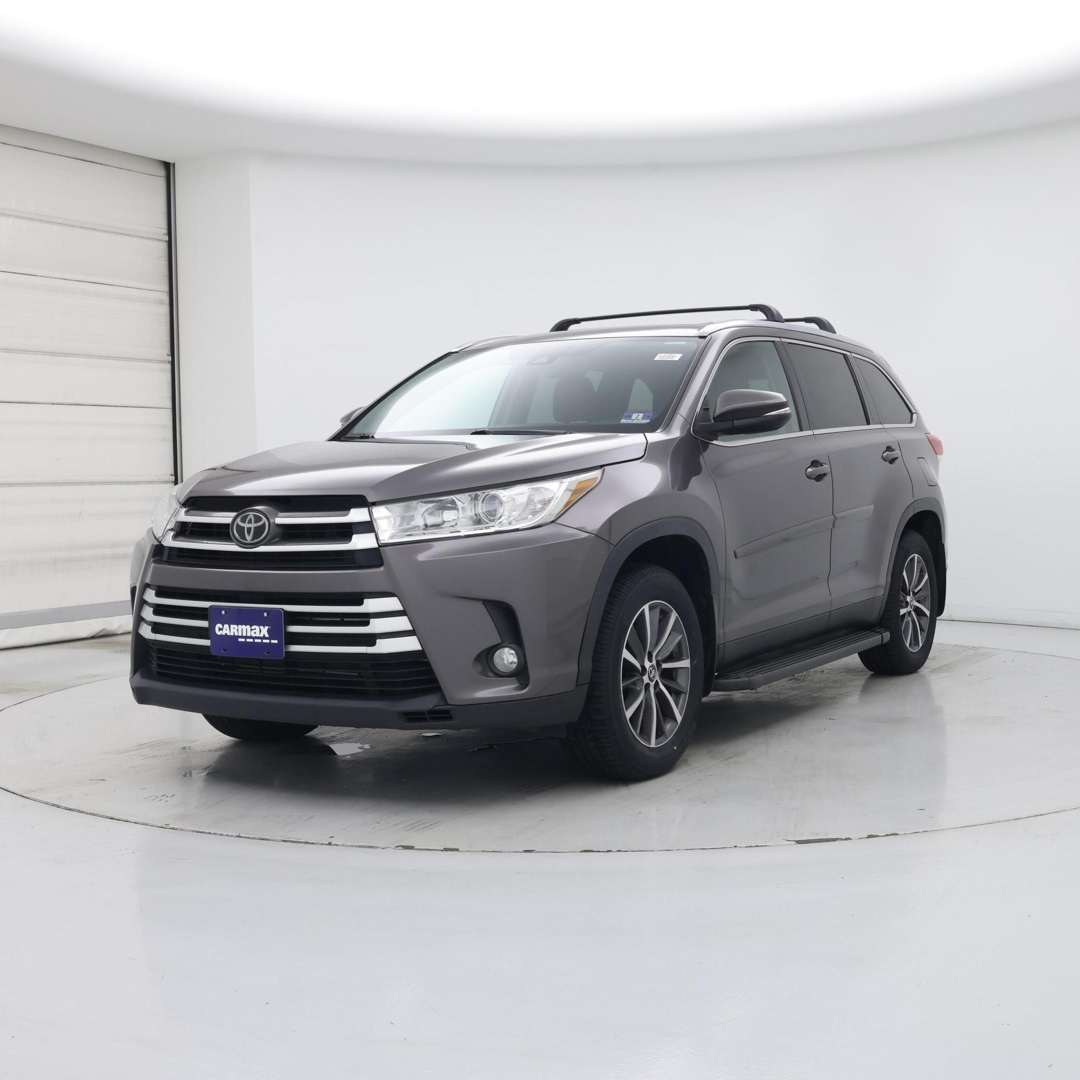 Thumbnail: 2019 Toyota Highlander - 4