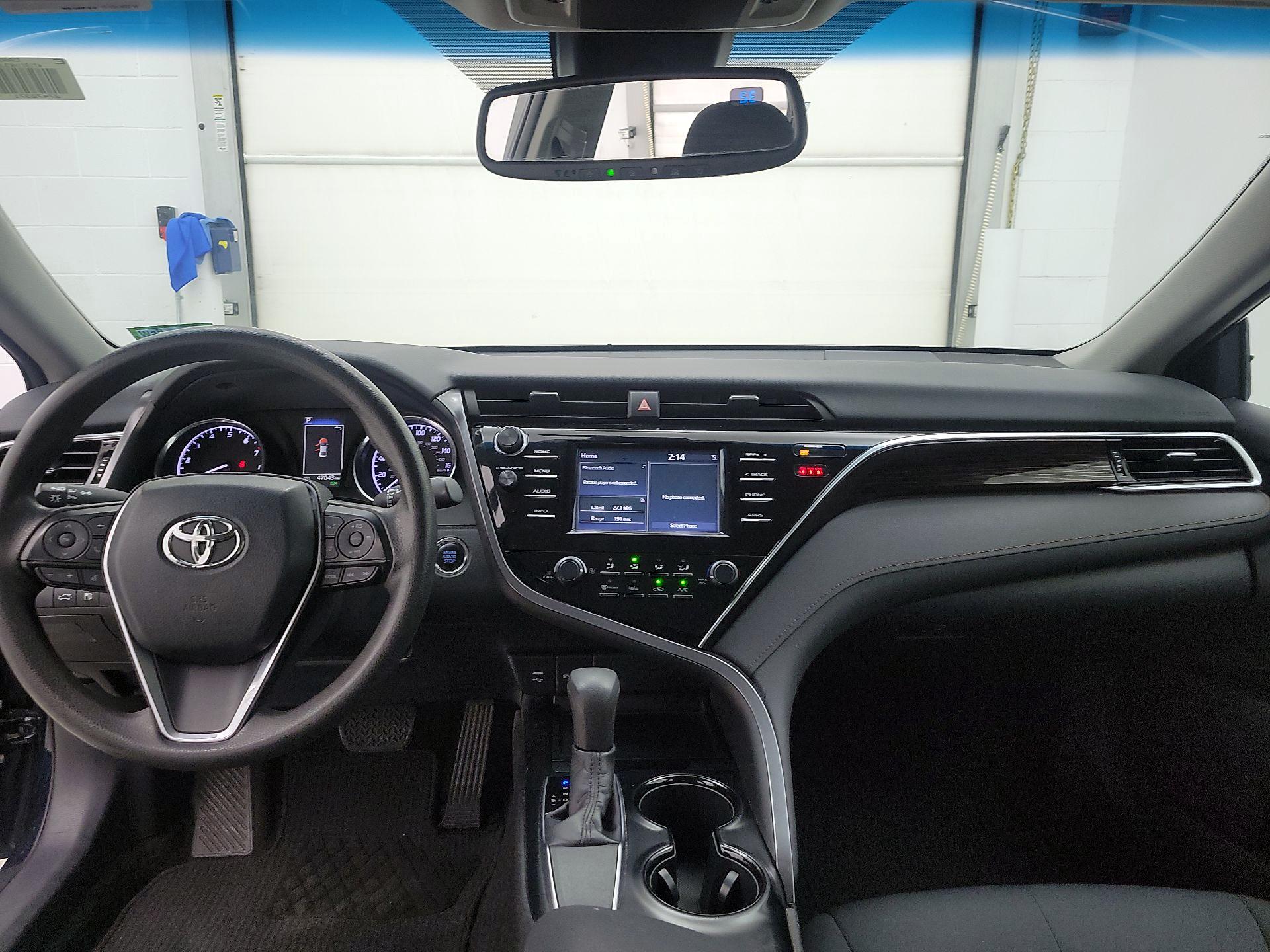 Thumbnail: 2018 Toyota Camry - 9