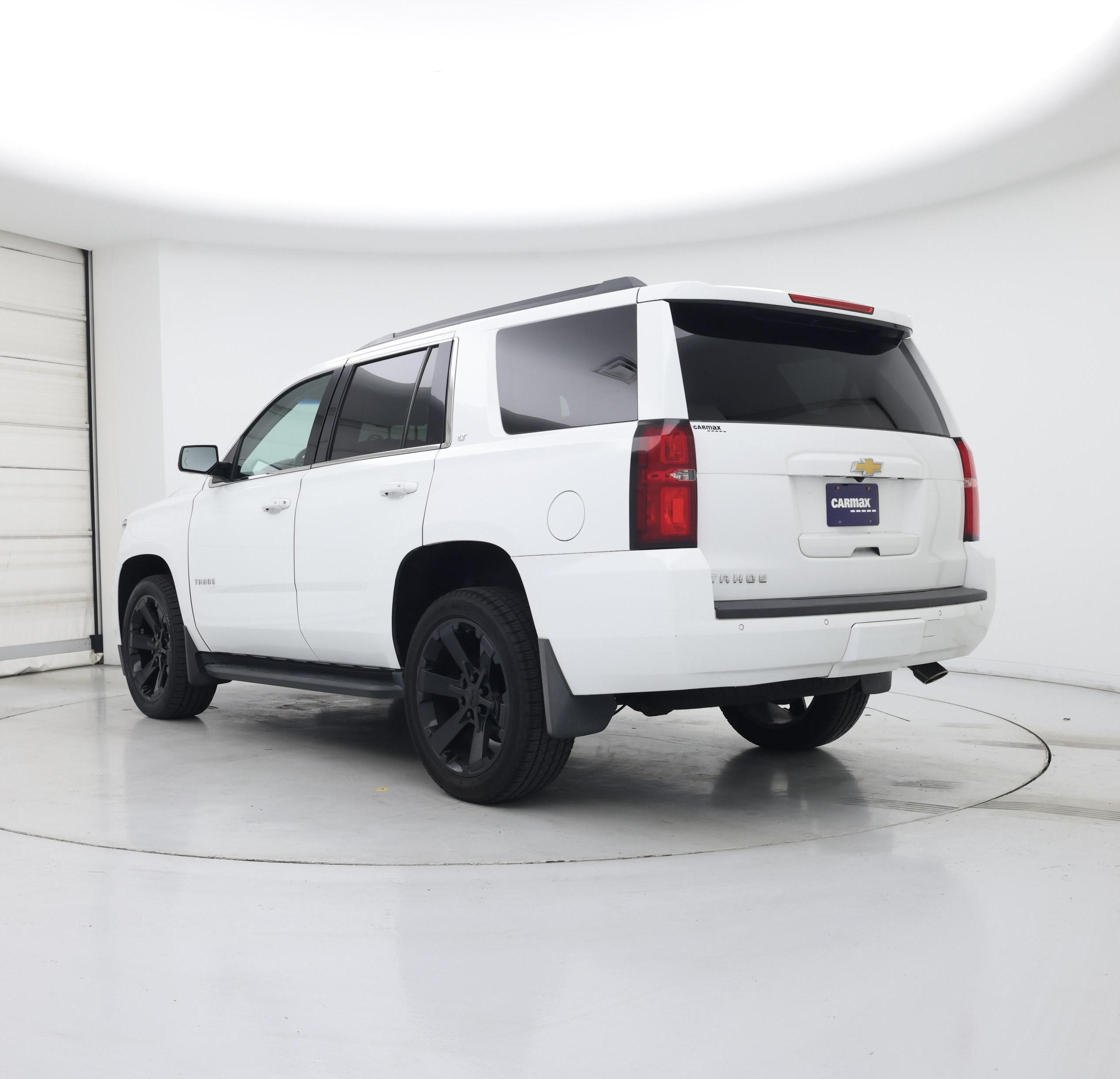 Thumbnail: 2019 Chevrolet Tahoe - 2