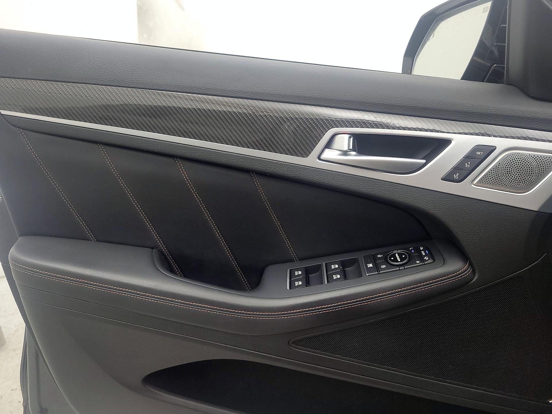 Thumbnail: 2019 Genesis G80 - 12