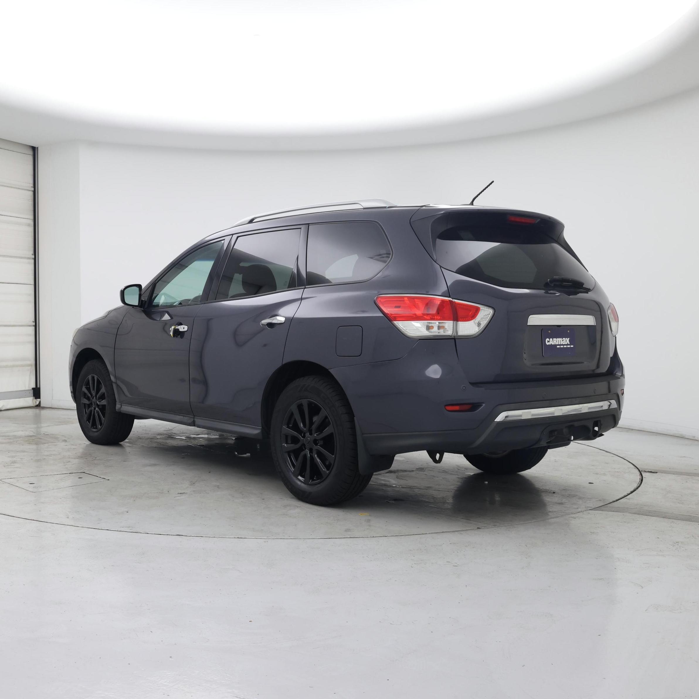 Thumbnail: 2013 Nissan Pathfinder - 2