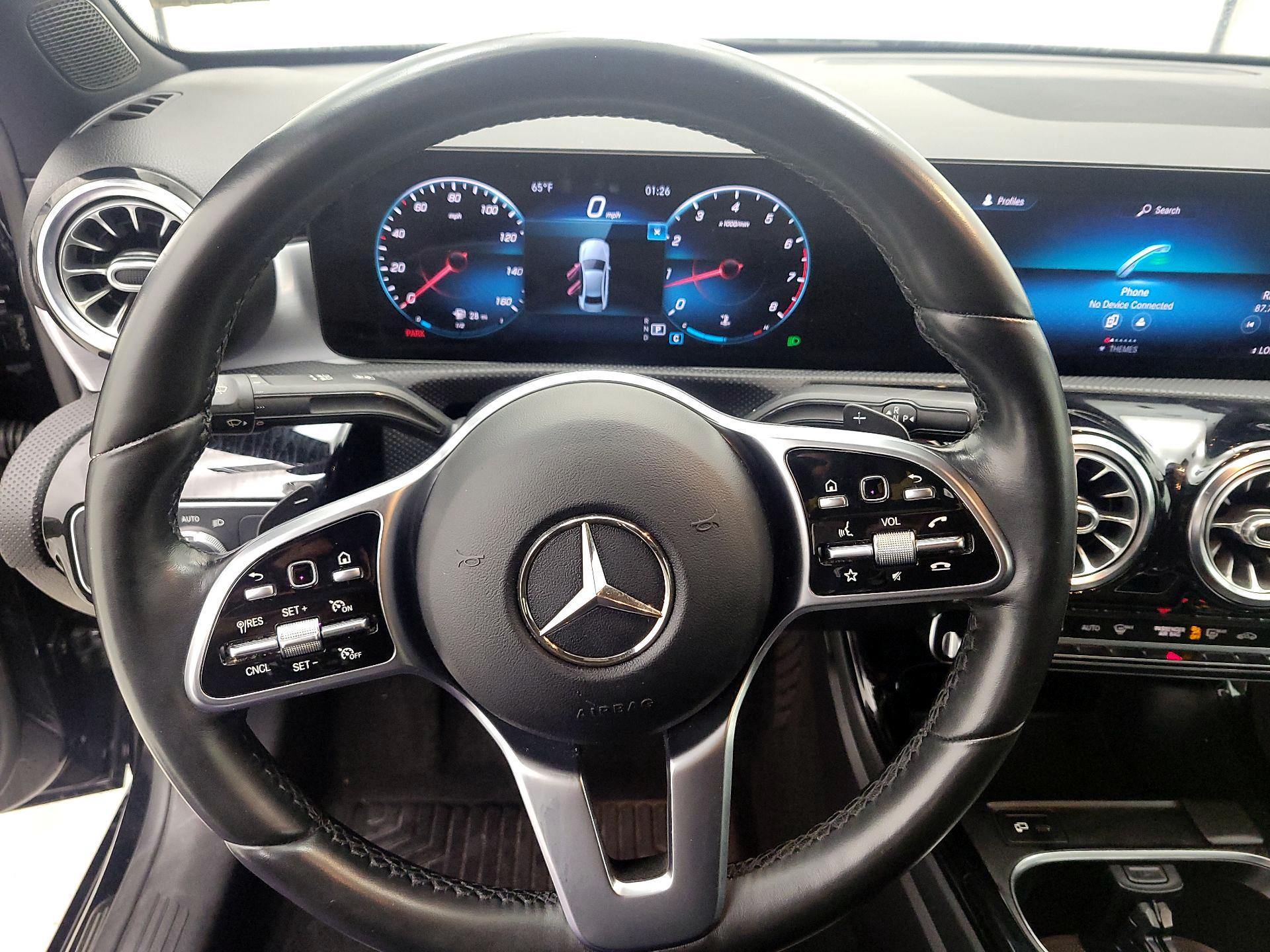 Thumbnail: 2021 Mercedes-Benz A-Class - 10