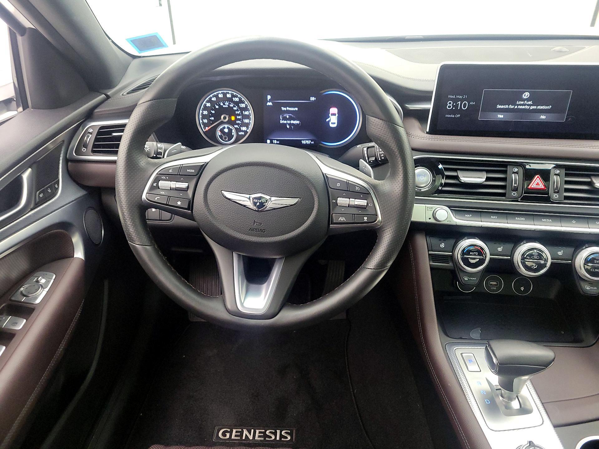 Thumbnail: 2022 Genesis G70 - 10