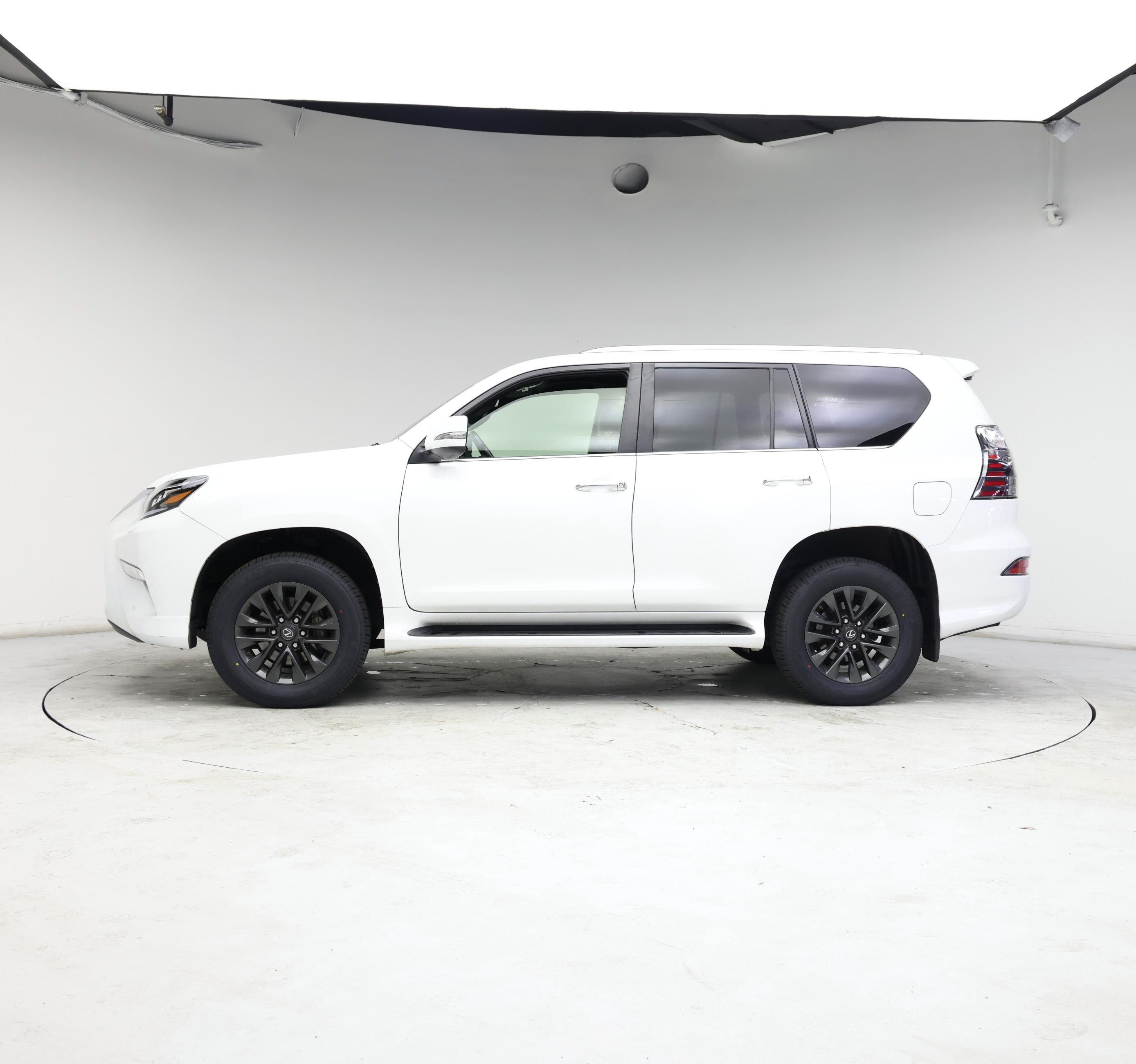 Thumbnail: 2020 Lexus GX - 3
