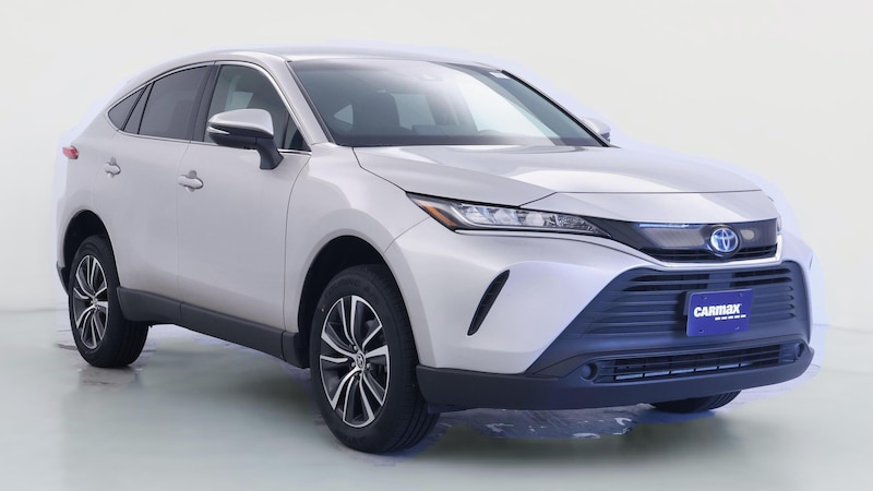 2022 Toyota Venza LE Hero Image