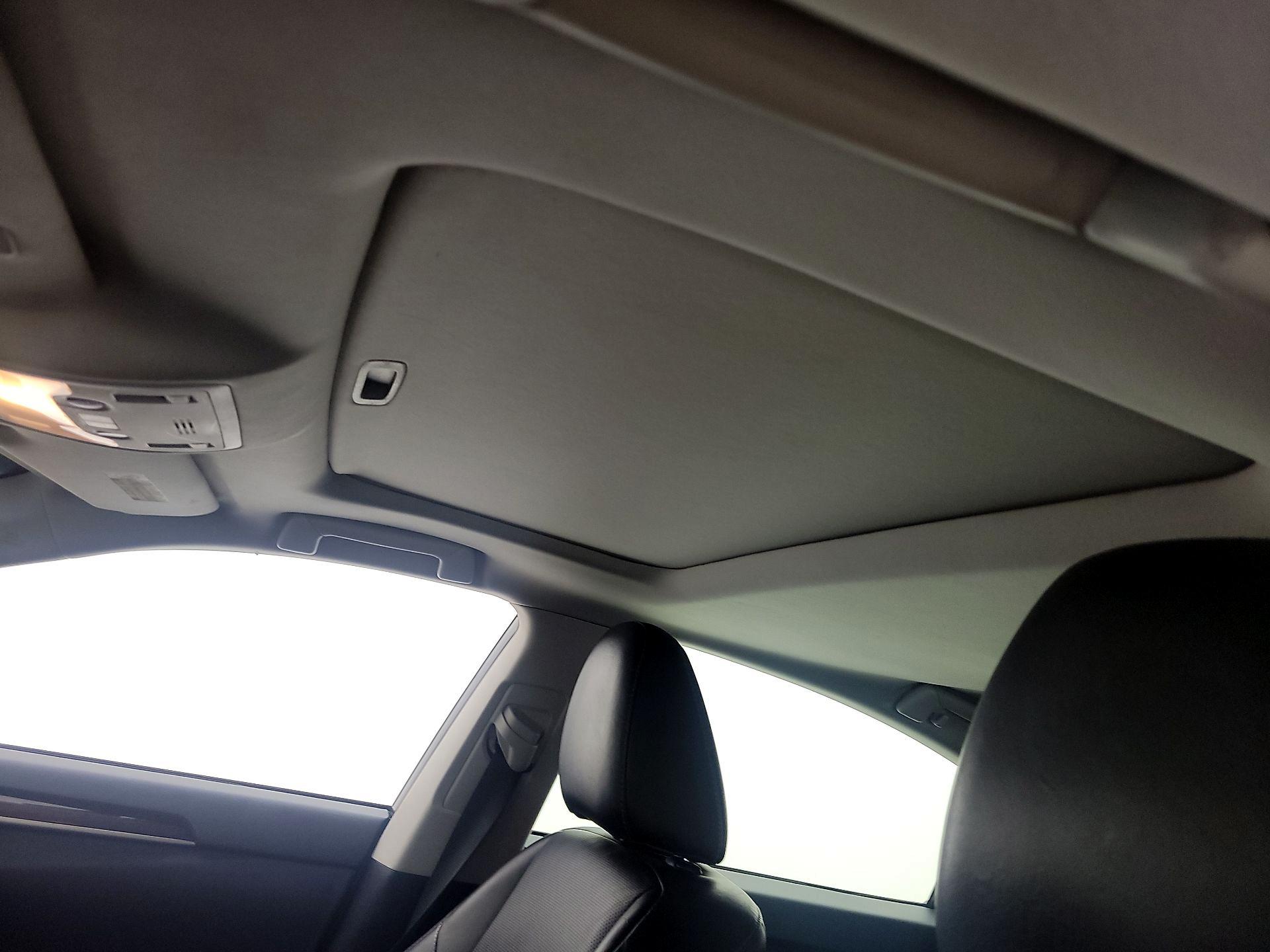Thumbnail: 2013 Lexus ES - 18