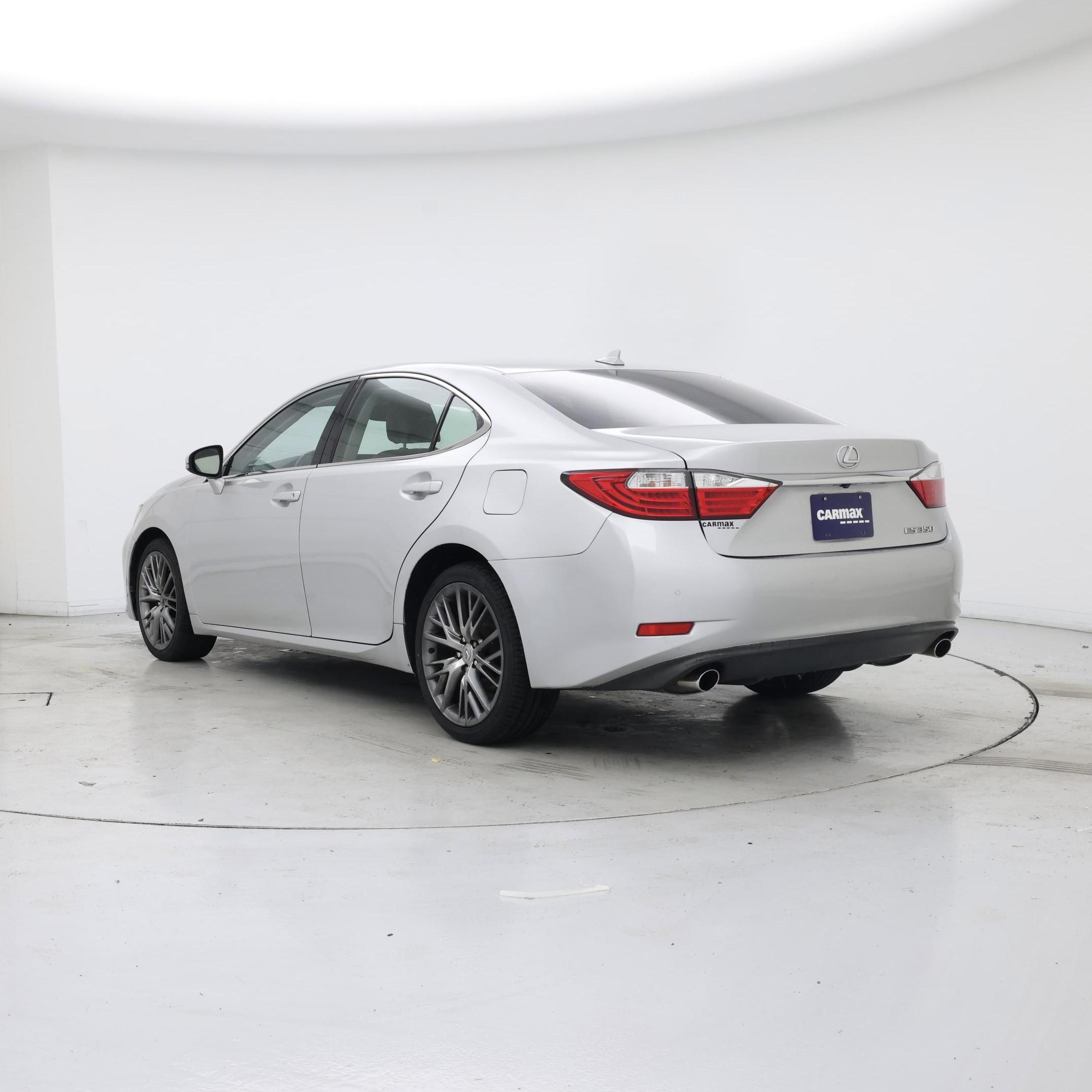 Thumbnail: 2013 Lexus ES - 2