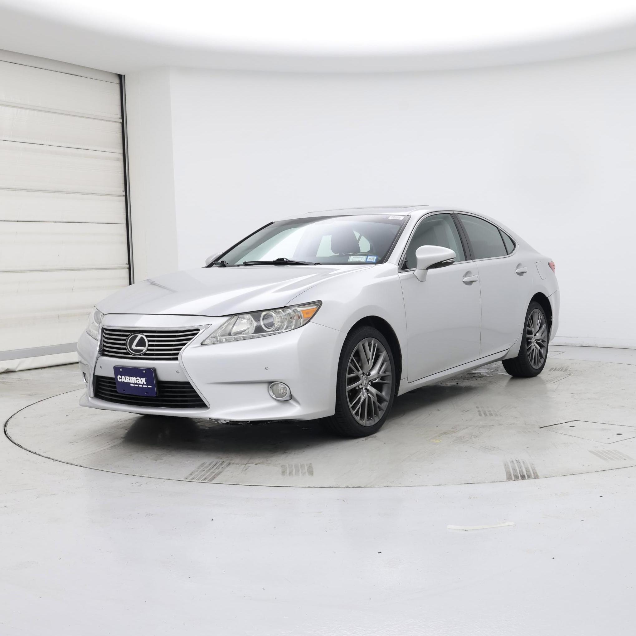 Thumbnail: 2013 Lexus ES - 4