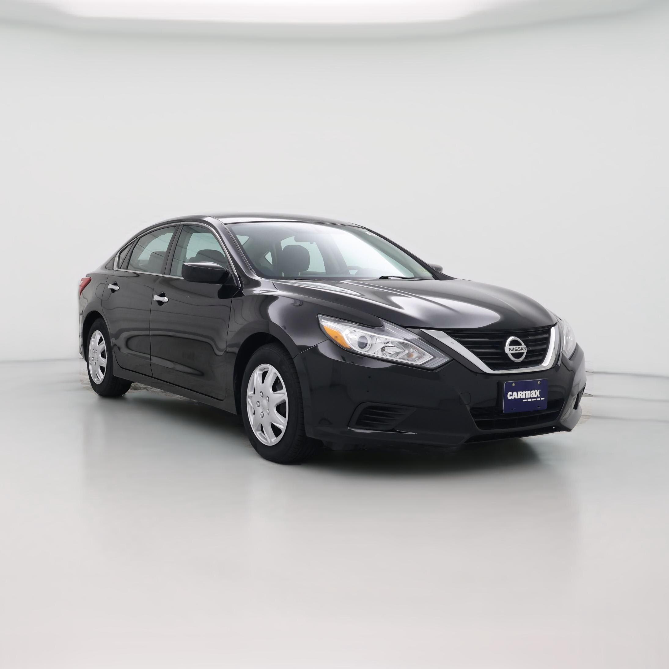 Thumbnail: 2016 Nissan Altima - 1