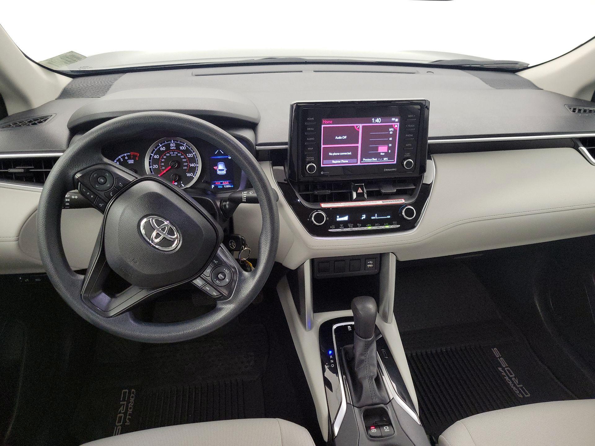 Thumbnail: 2022 Toyota Corolla Cross - 9