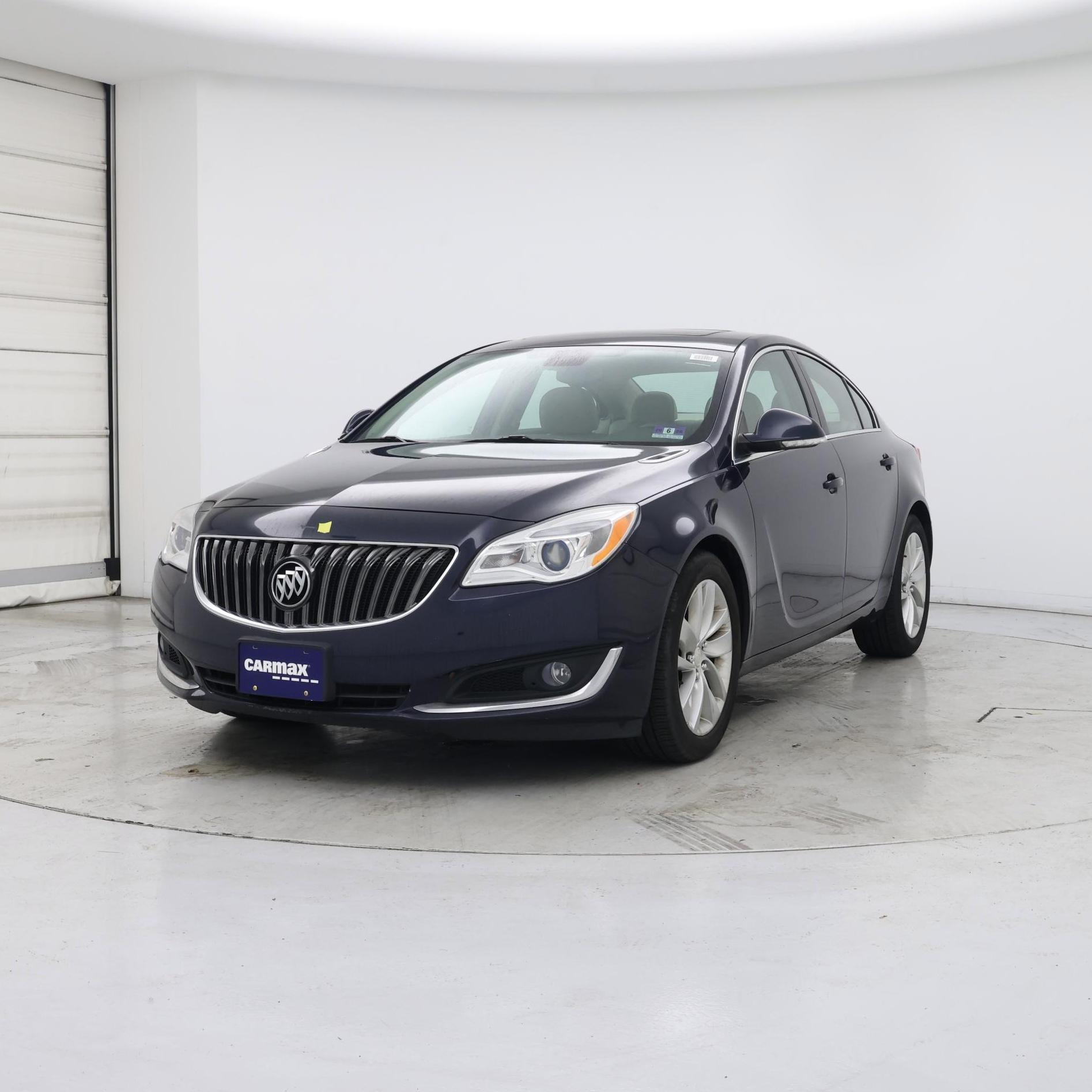 Thumbnail: 2015 Buick Regal - 4