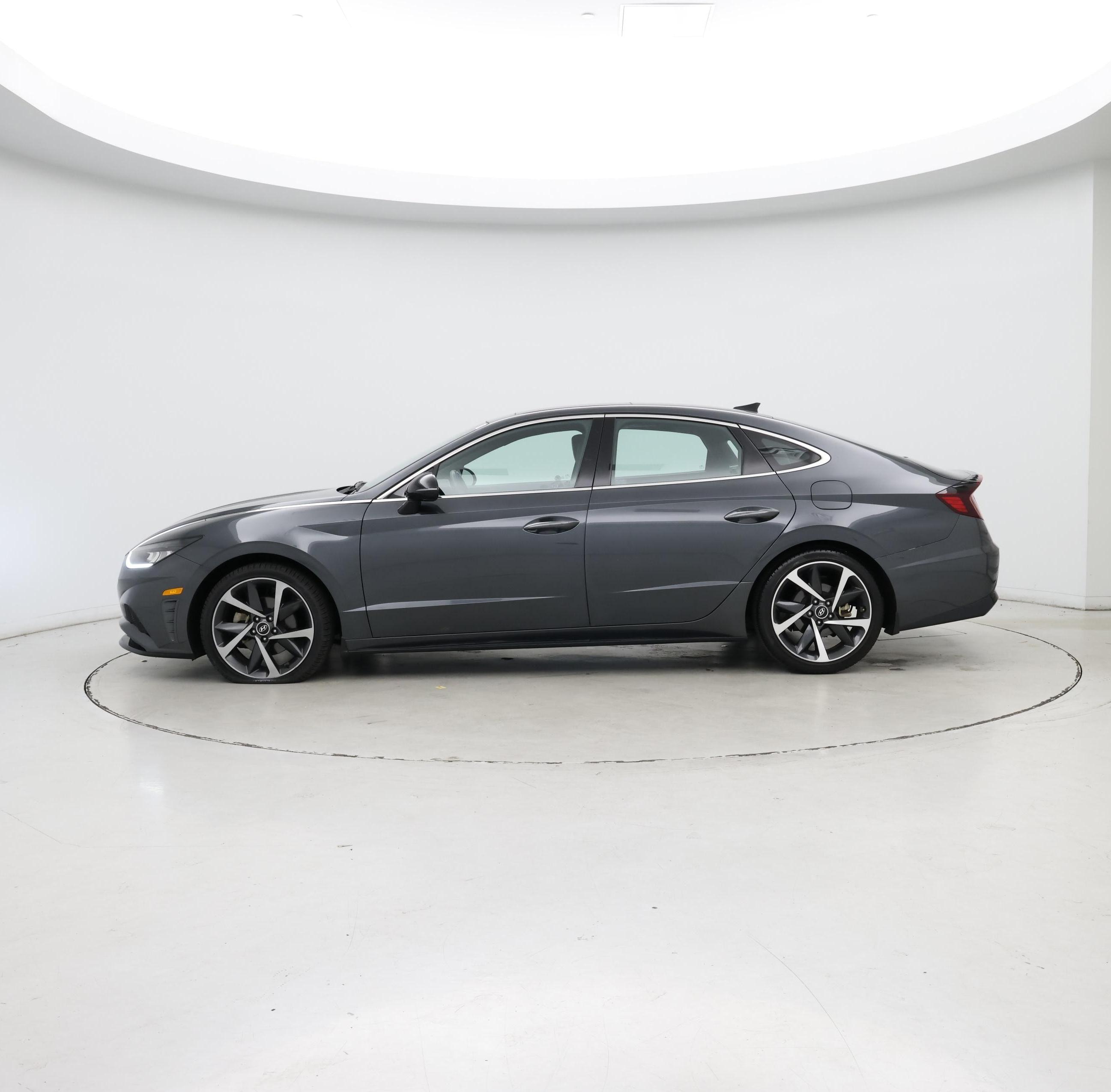 Thumbnail: 2023 Hyundai Sonata - 3
