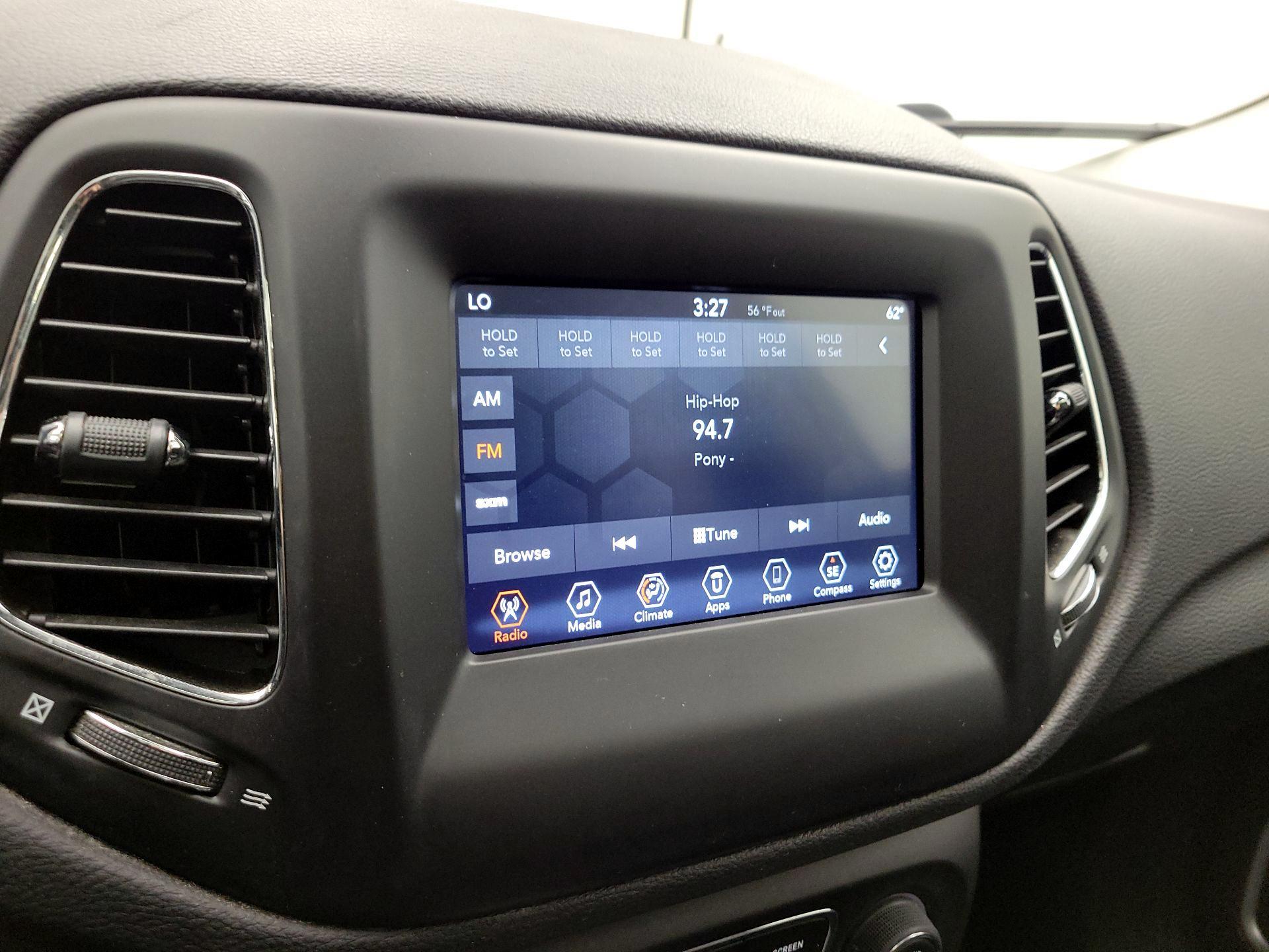 Thumbnail: 2018 Jeep Compass - 15