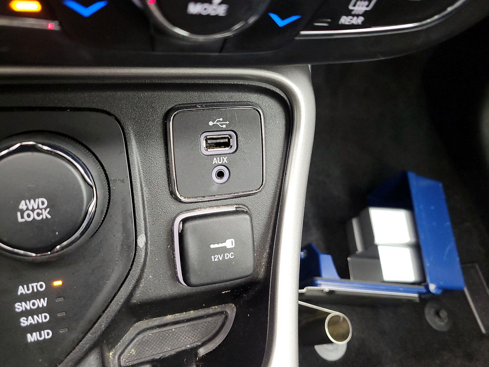 Thumbnail: 2018 Jeep Compass - 18