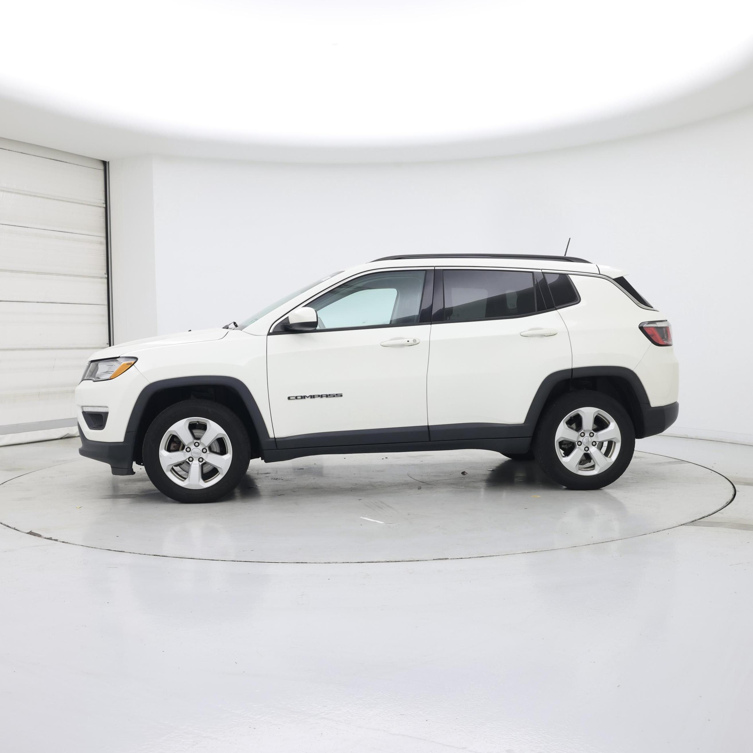 Thumbnail: 2018 Jeep Compass - 3