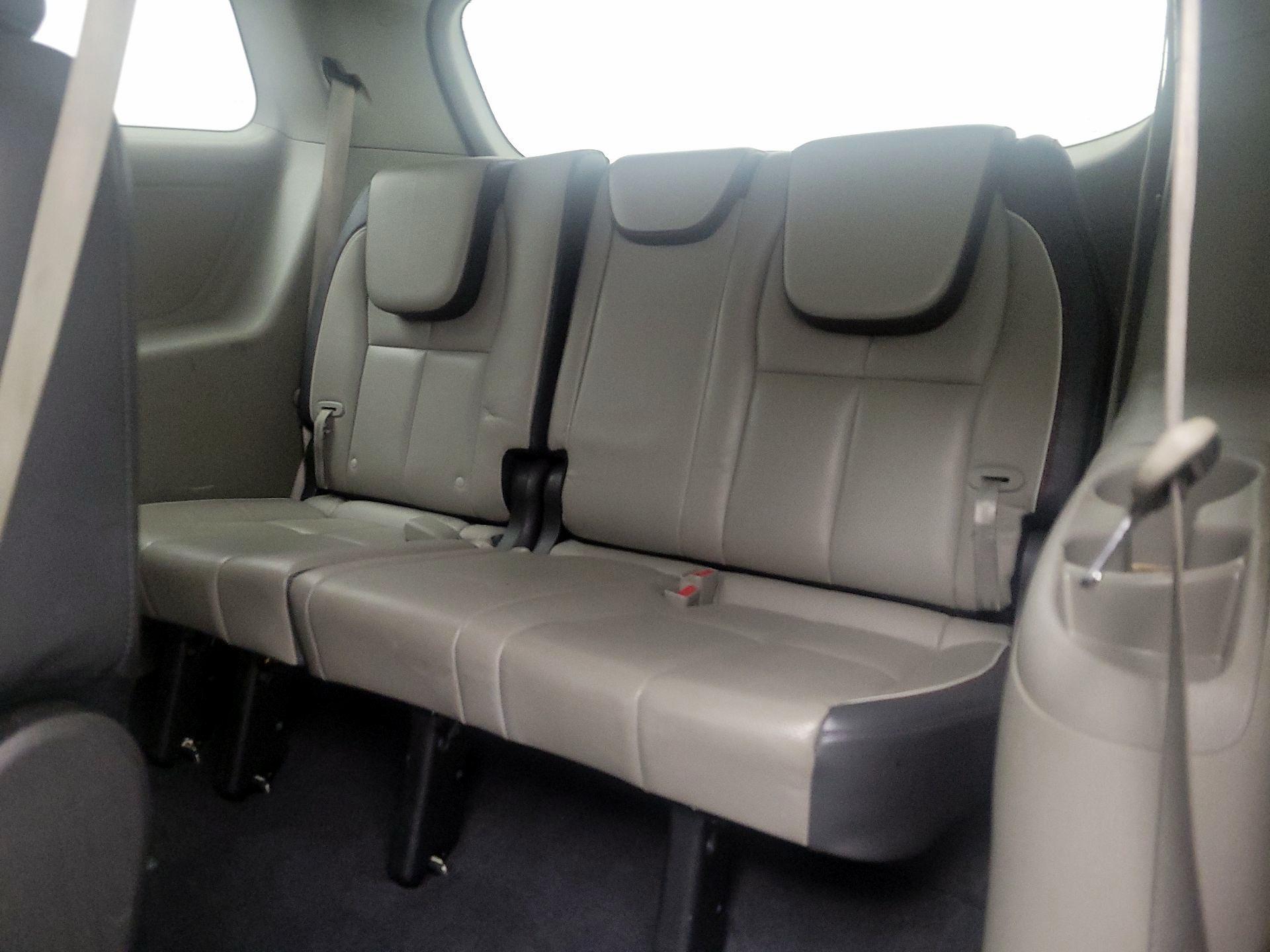 Thumbnail: 2016 Kia Sedona - 19