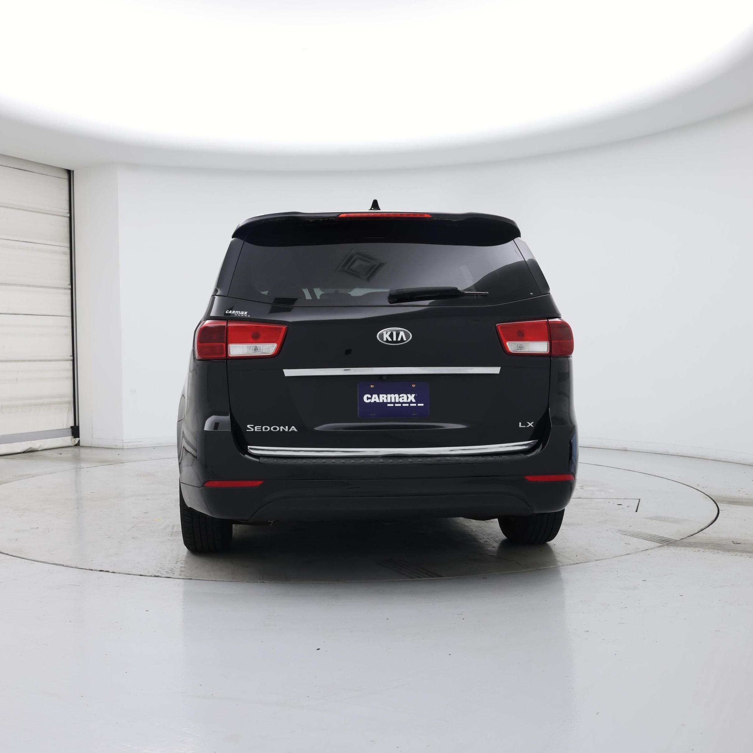 Thumbnail: 2016 Kia Sedona - 6