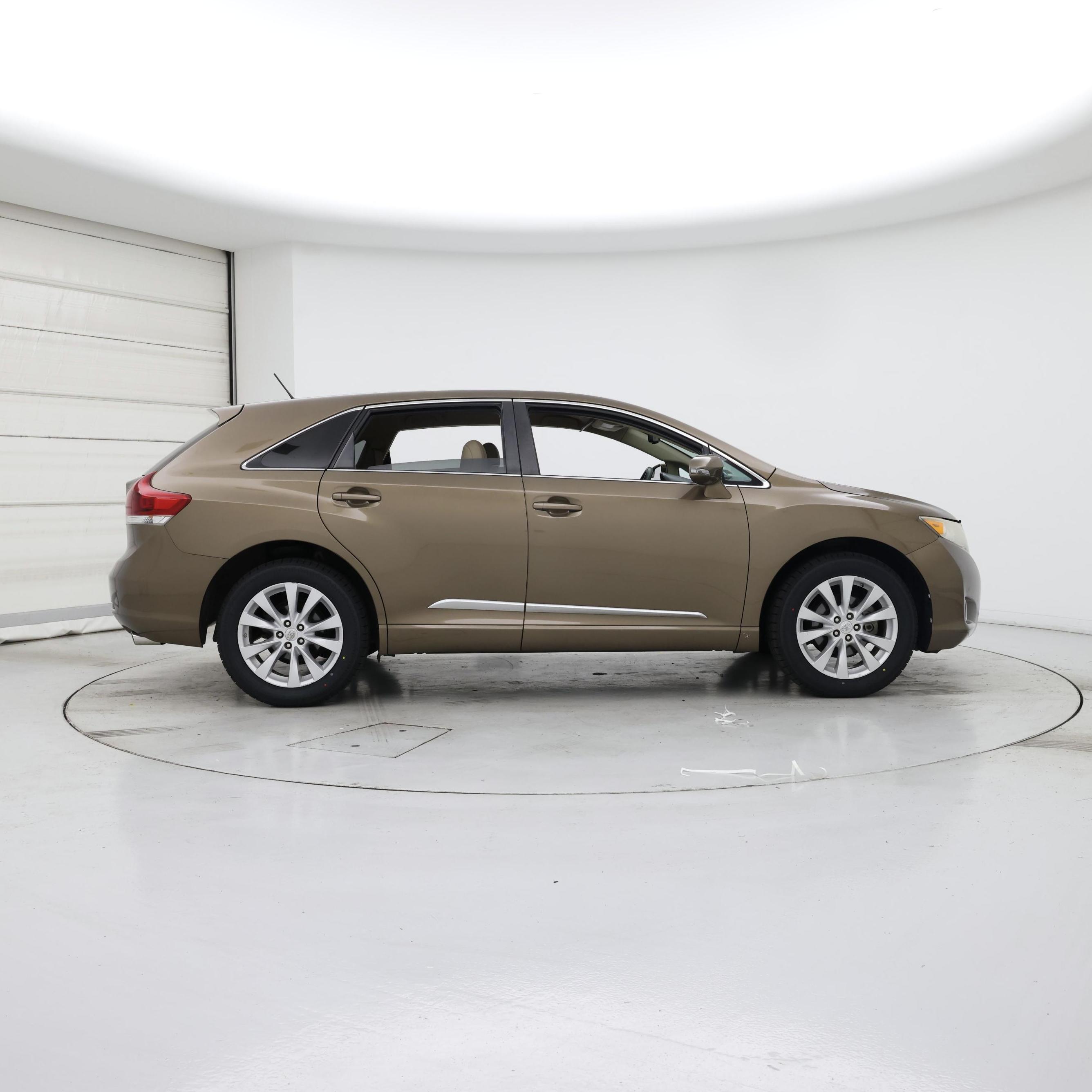 Thumbnail: 2014 Toyota Venza - 7