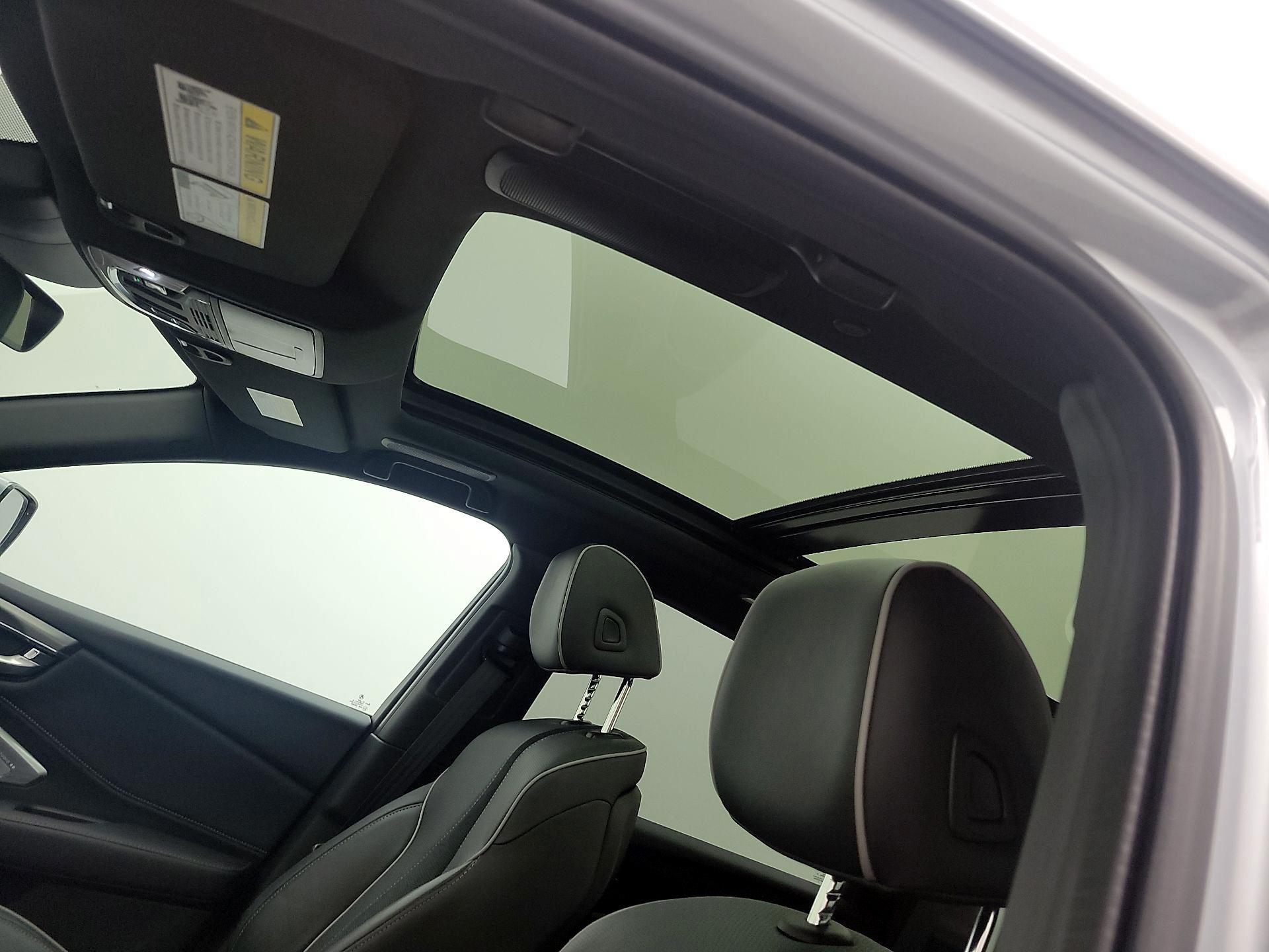 Thumbnail: 2021 Acura RDX - 20