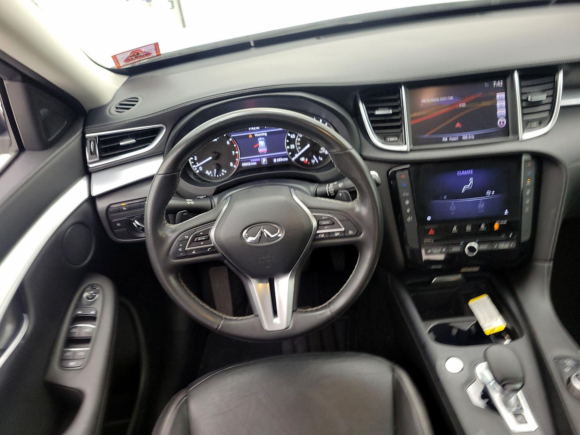 Thumbnail: 2019 INFINITI QX50 - 9