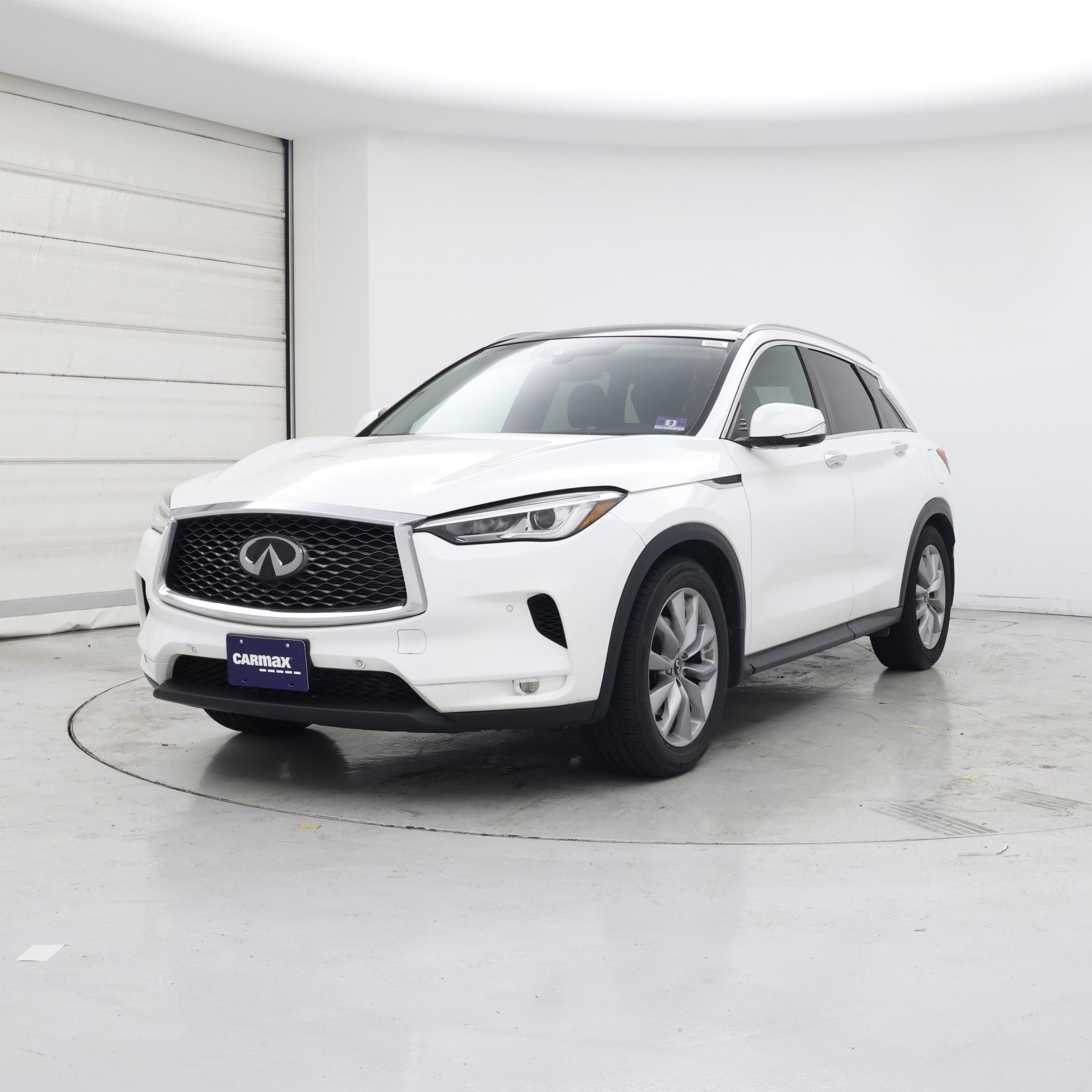 Thumbnail: 2019 INFINITI QX50 - 4