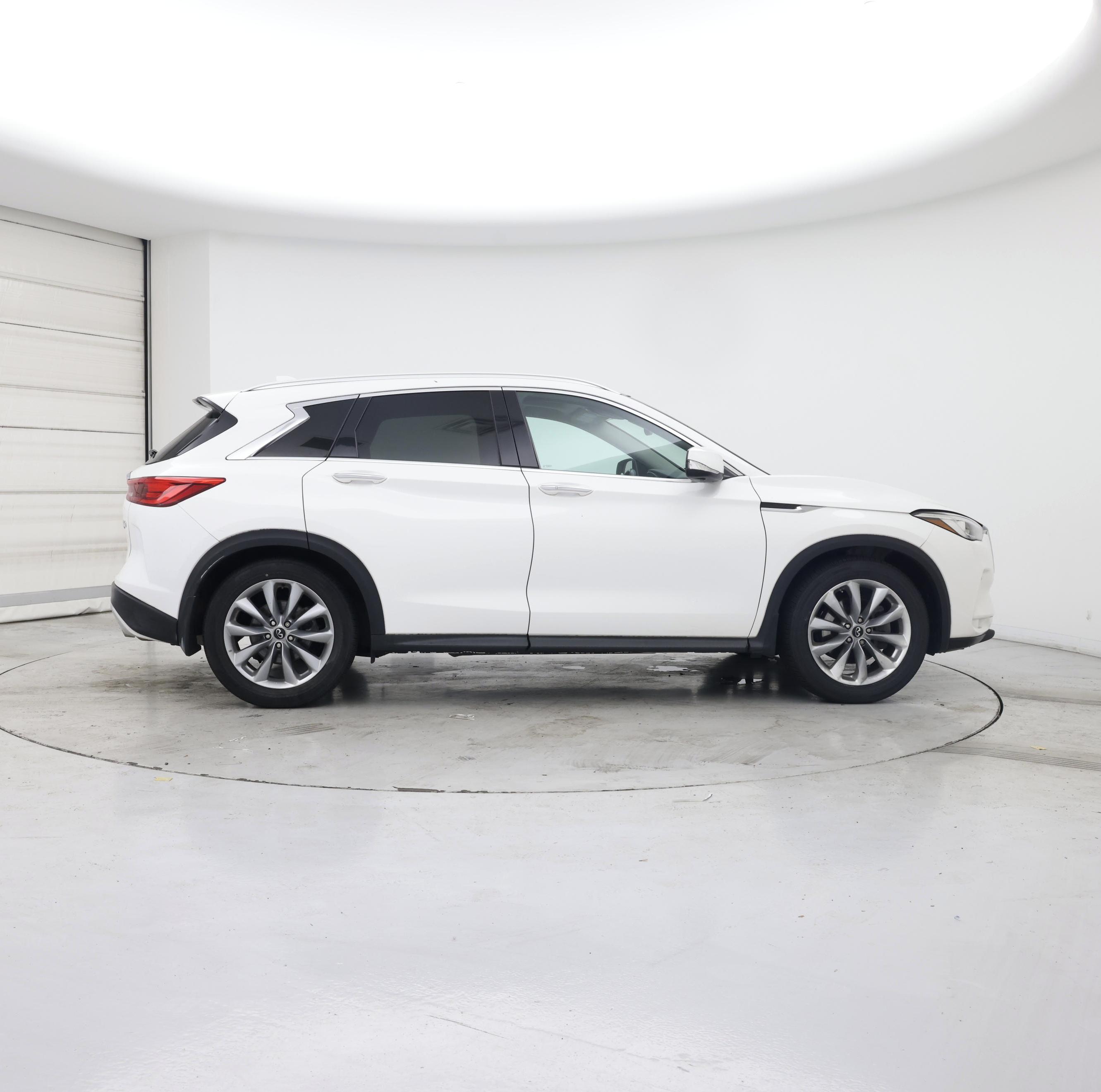 Thumbnail: 2019 INFINITI QX50 - 7