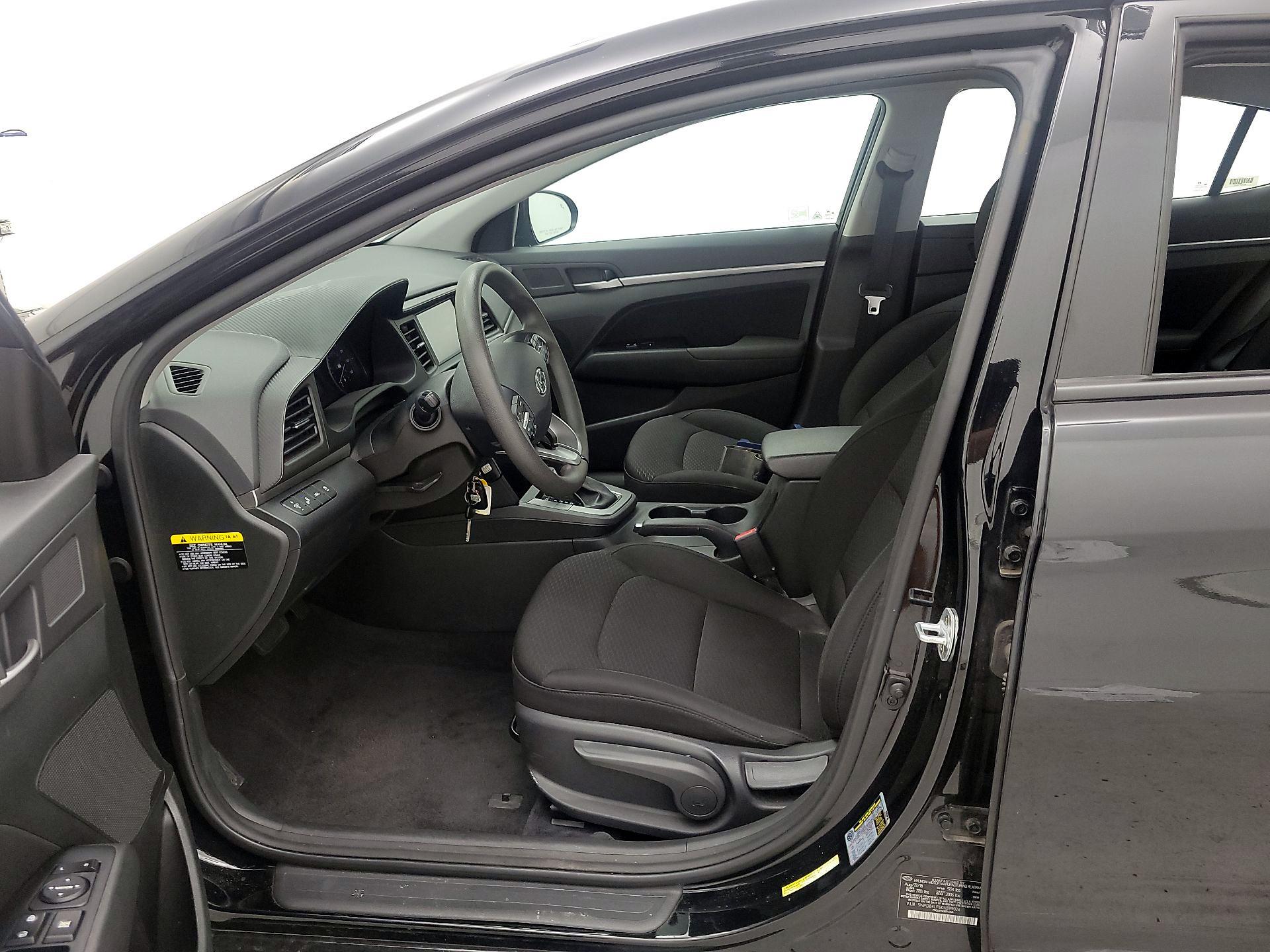 Thumbnail: 2019 Hyundai Elantra - 11