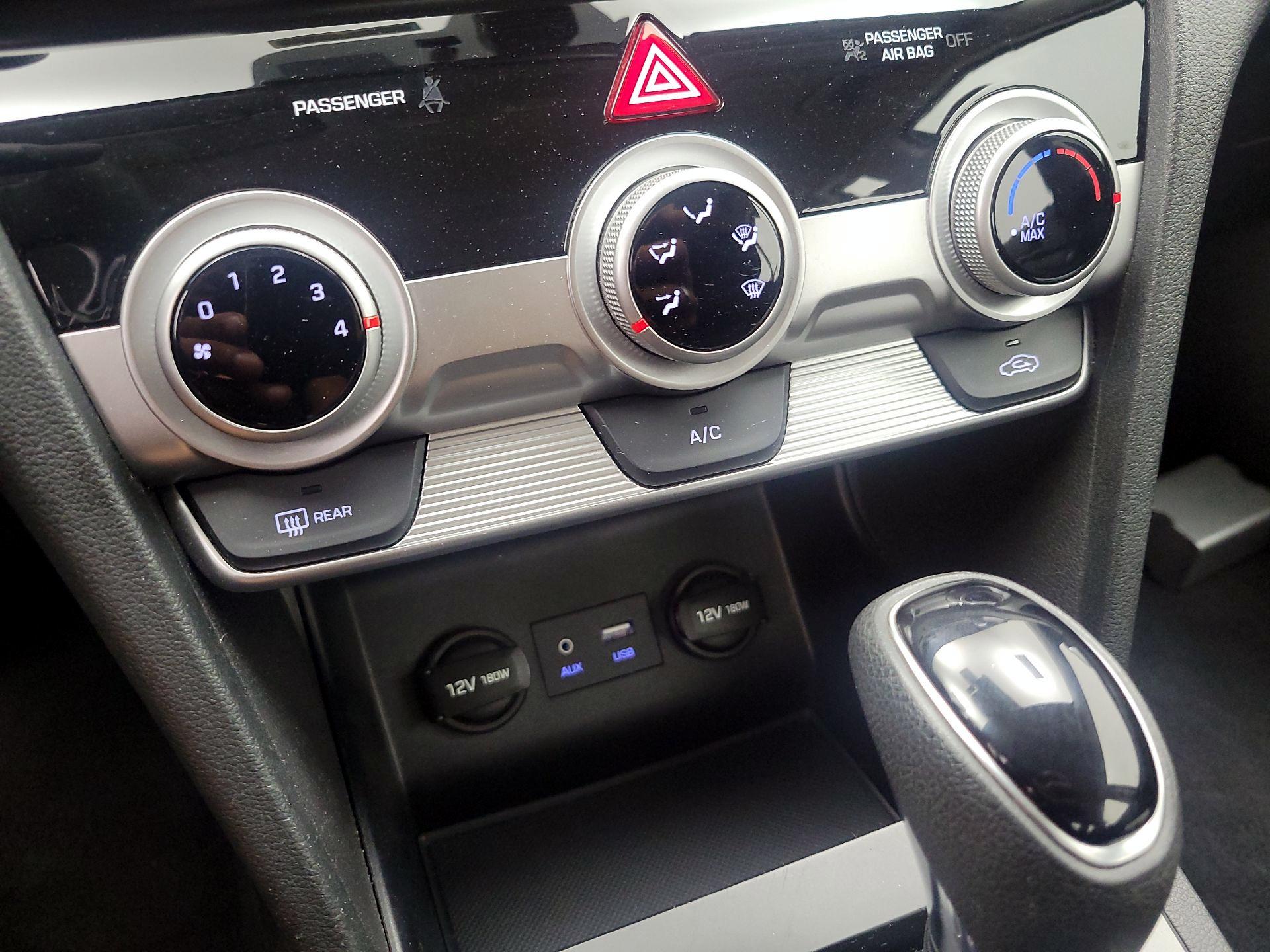 Thumbnail: 2019 Hyundai Elantra - 16
