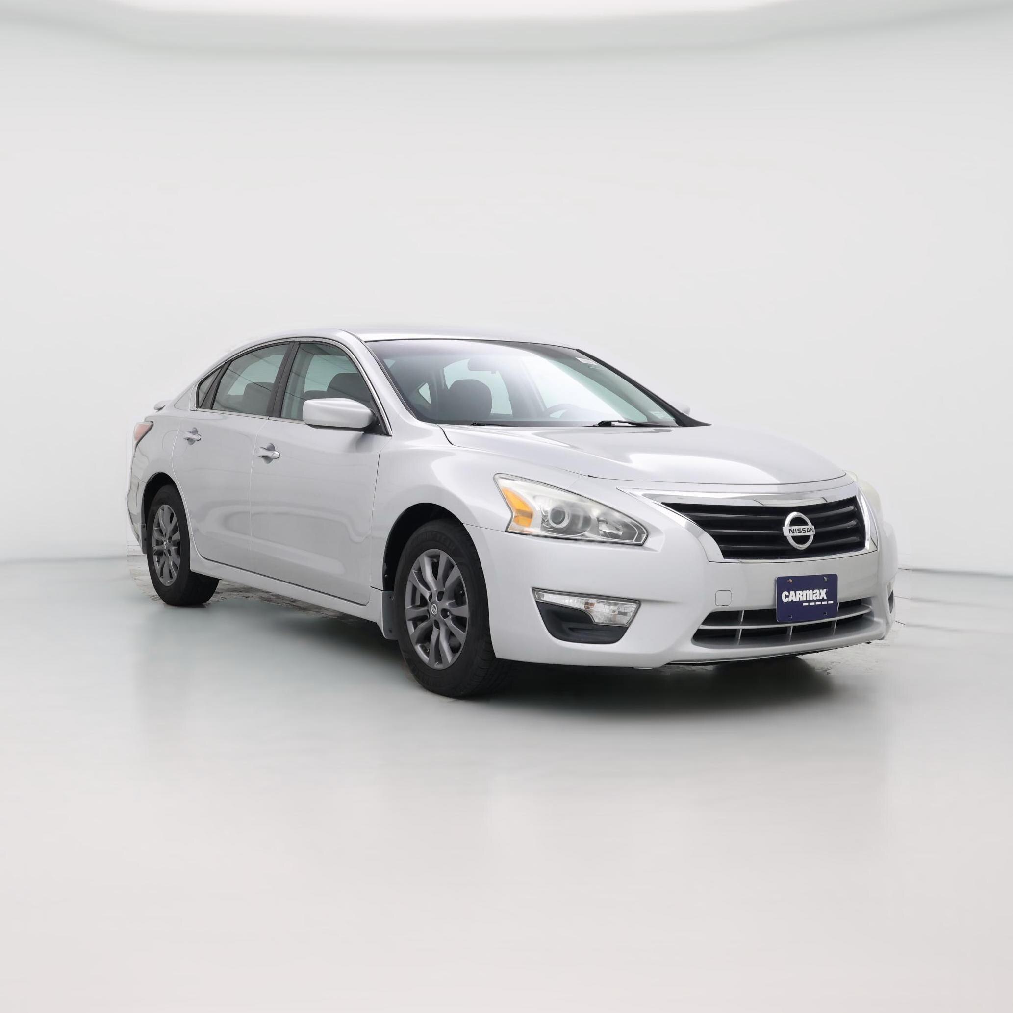 Thumbnail: 2015 Nissan Altima - 1