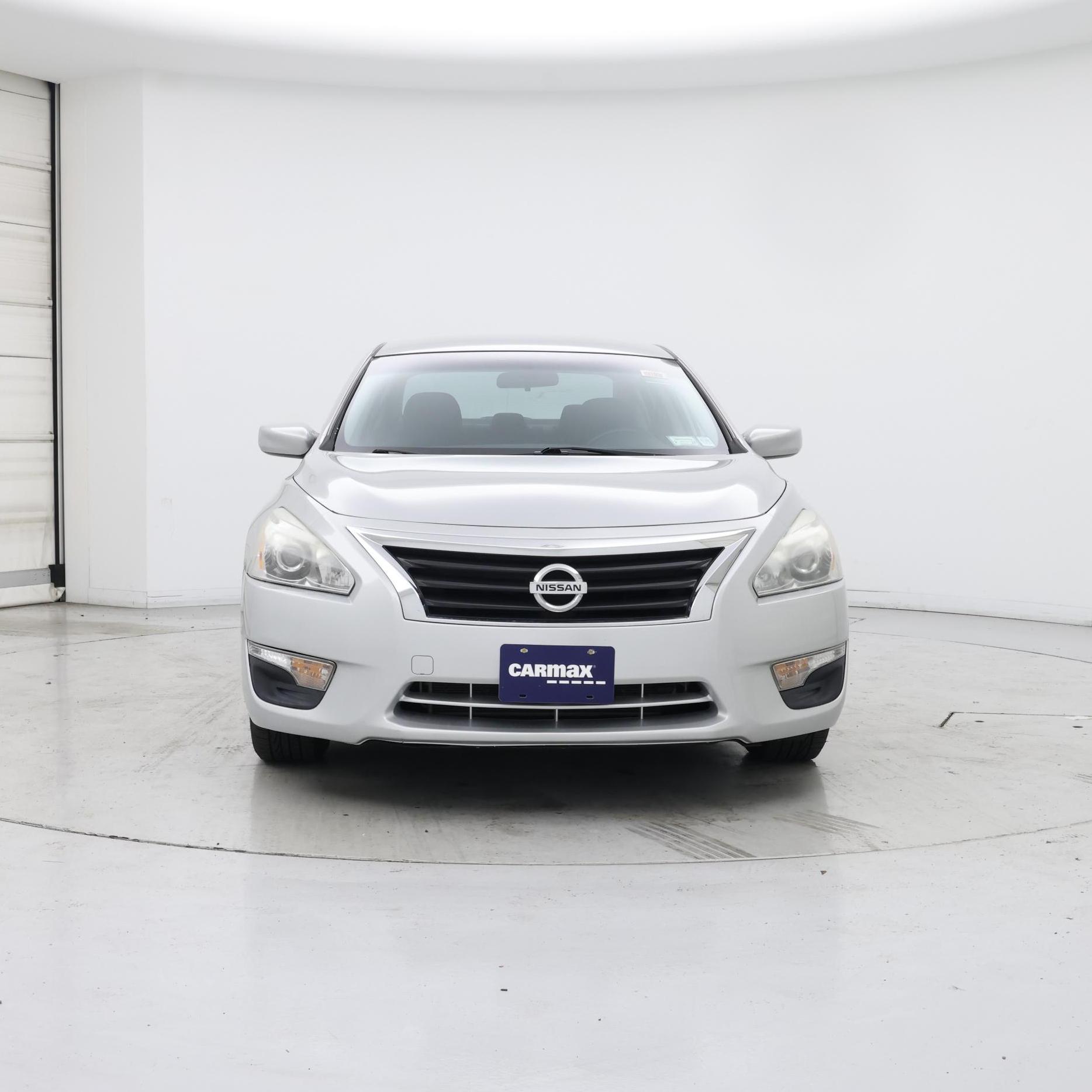 Thumbnail: 2015 Nissan Altima - 5