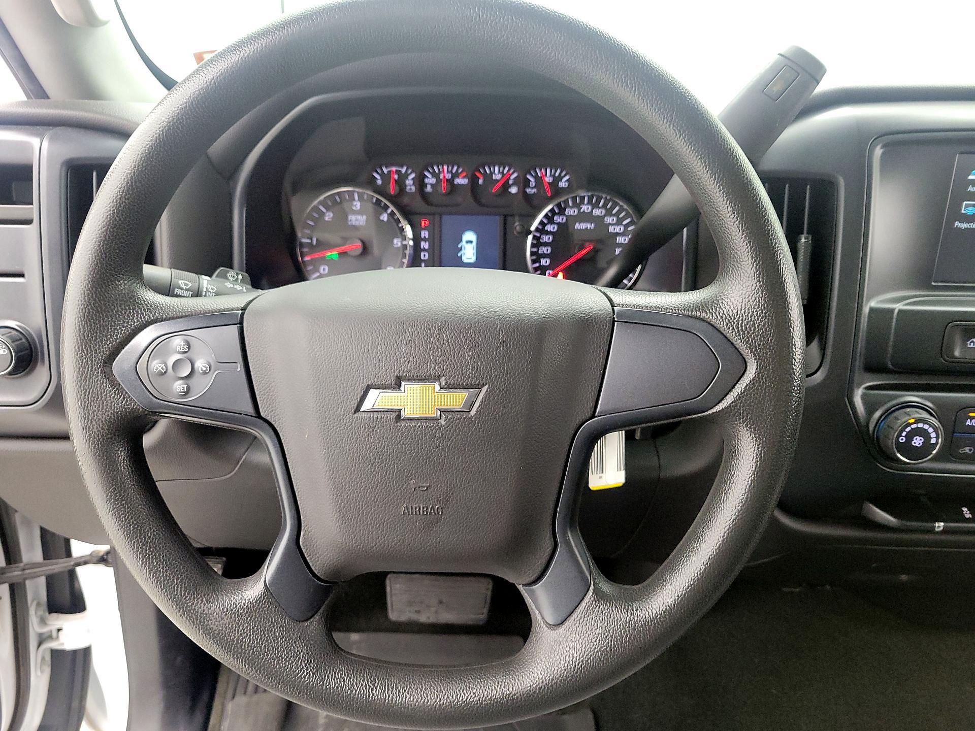 Thumbnail: 2018 Chevrolet Silverado 1500 - 10