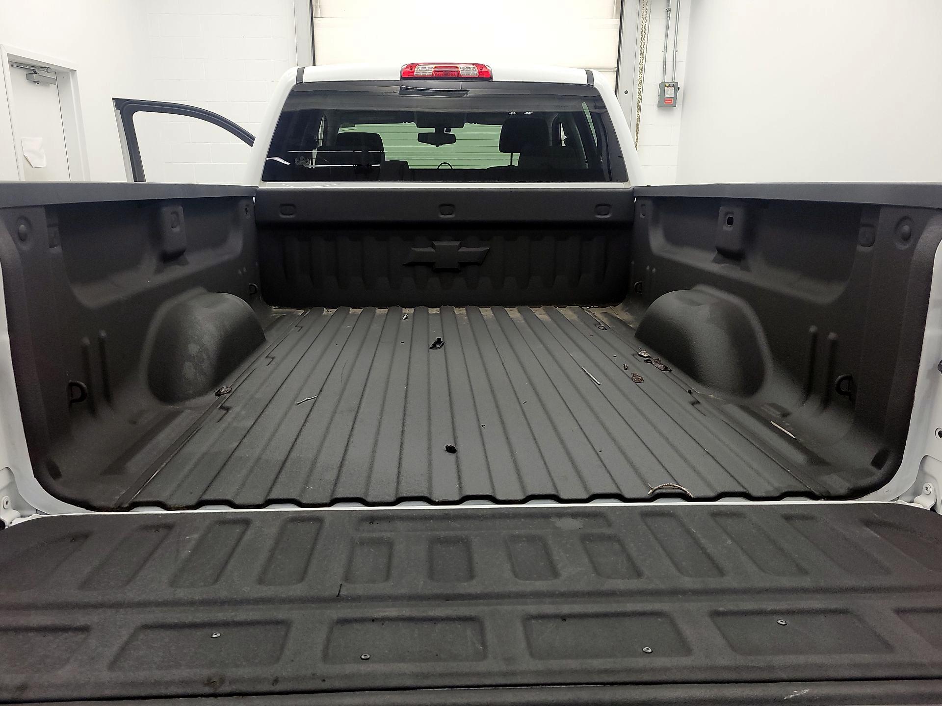 Thumbnail: 2018 Chevrolet Silverado 1500 - 20