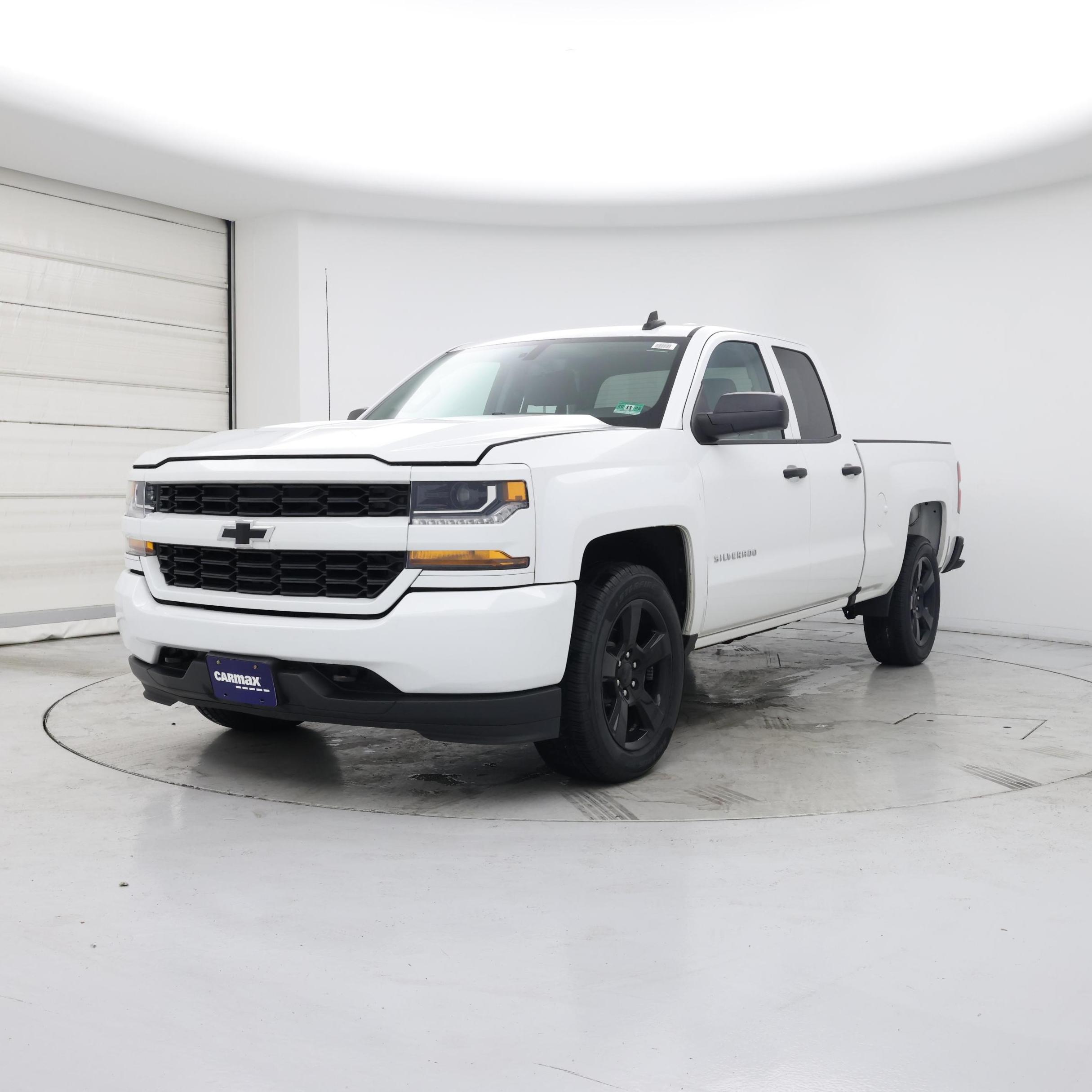 Thumbnail: 2018 Chevrolet Silverado 1500 - 4