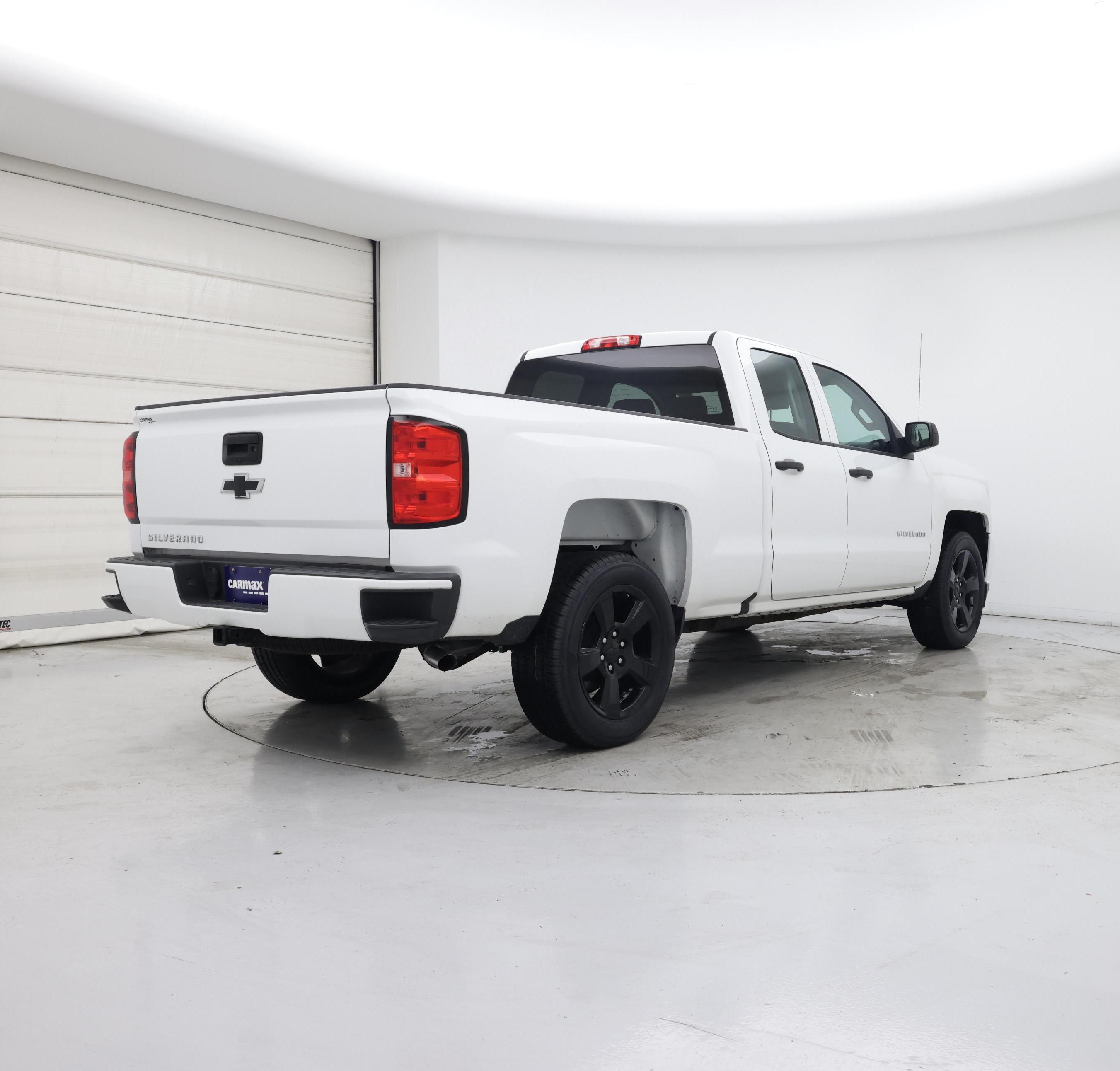 Thumbnail: 2018 Chevrolet Silverado 1500 - 8