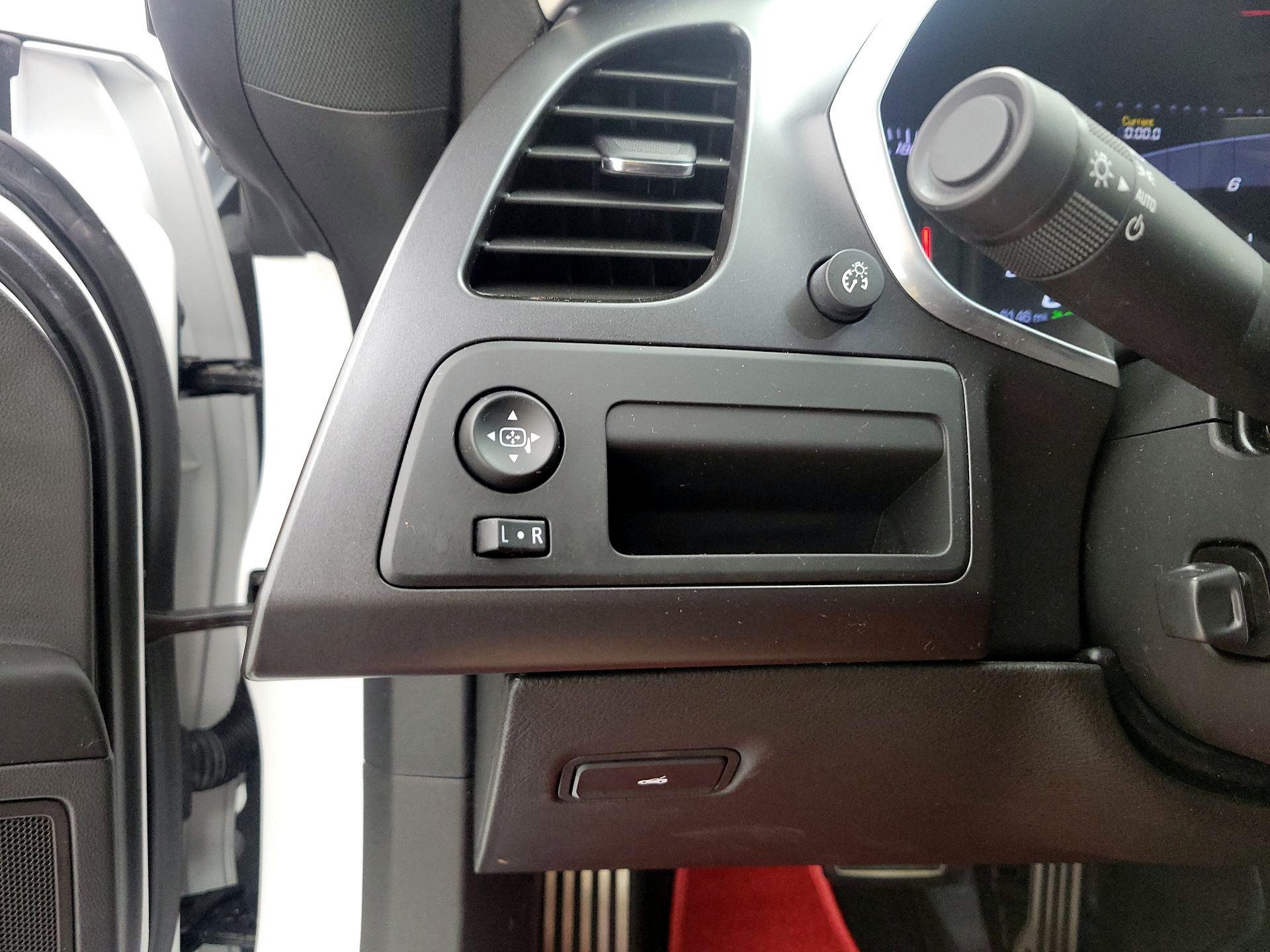 Thumbnail: 2017 Chevrolet Corvette - 13