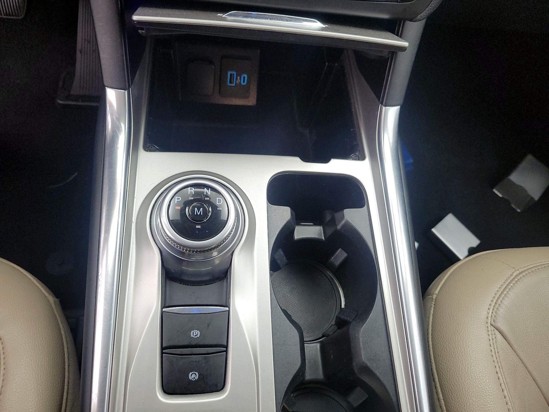 Thumbnail: 2020 Ford Explorer - 18