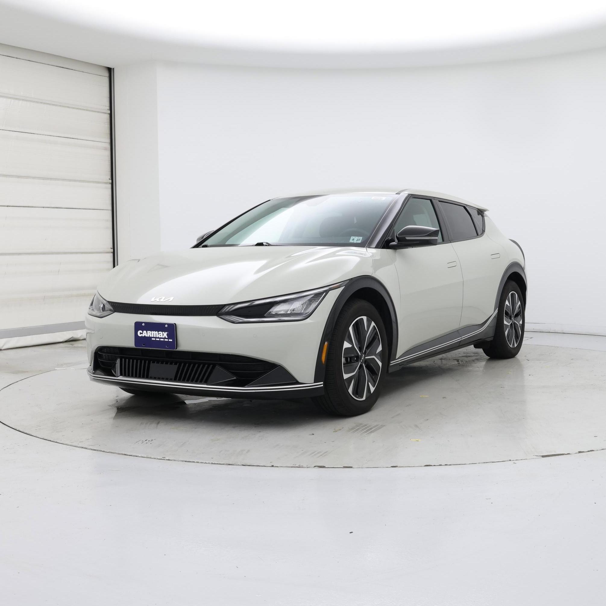 Thumbnail: 2022 Kia EV6 - 4